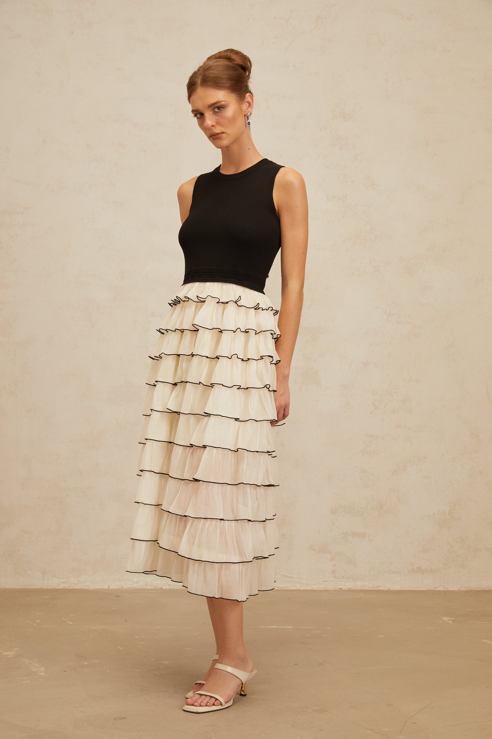 Anouk Contrast Color Tiered Panelled Midi Dress