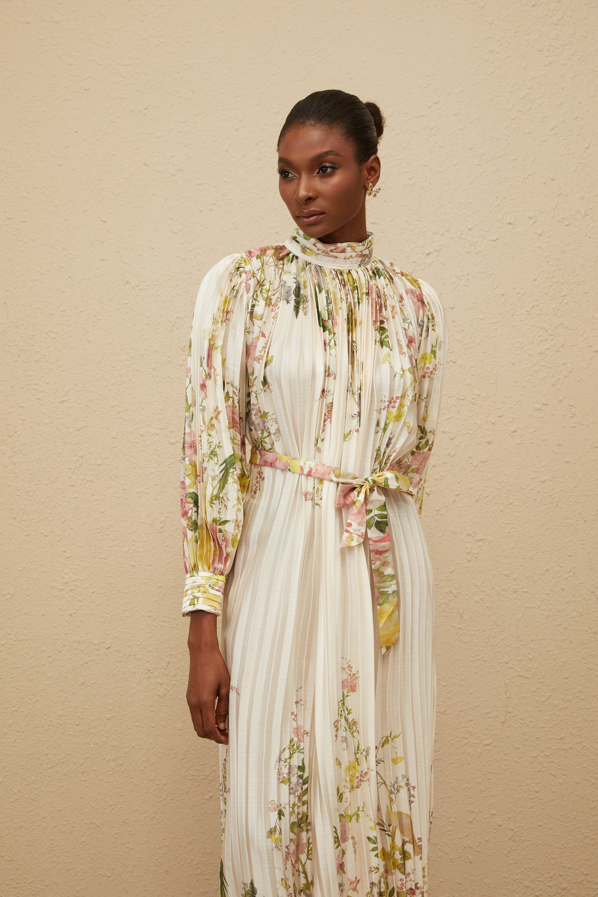 Poétique White Pleated Floral Print Midi Dress