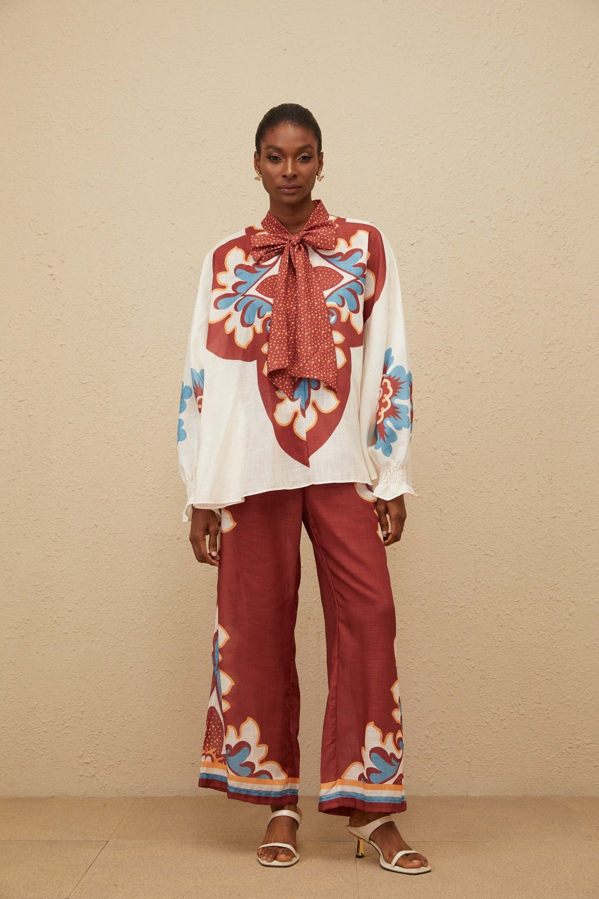Énigmatique Brown Graphic Print Blouse & Trousers Co-ord