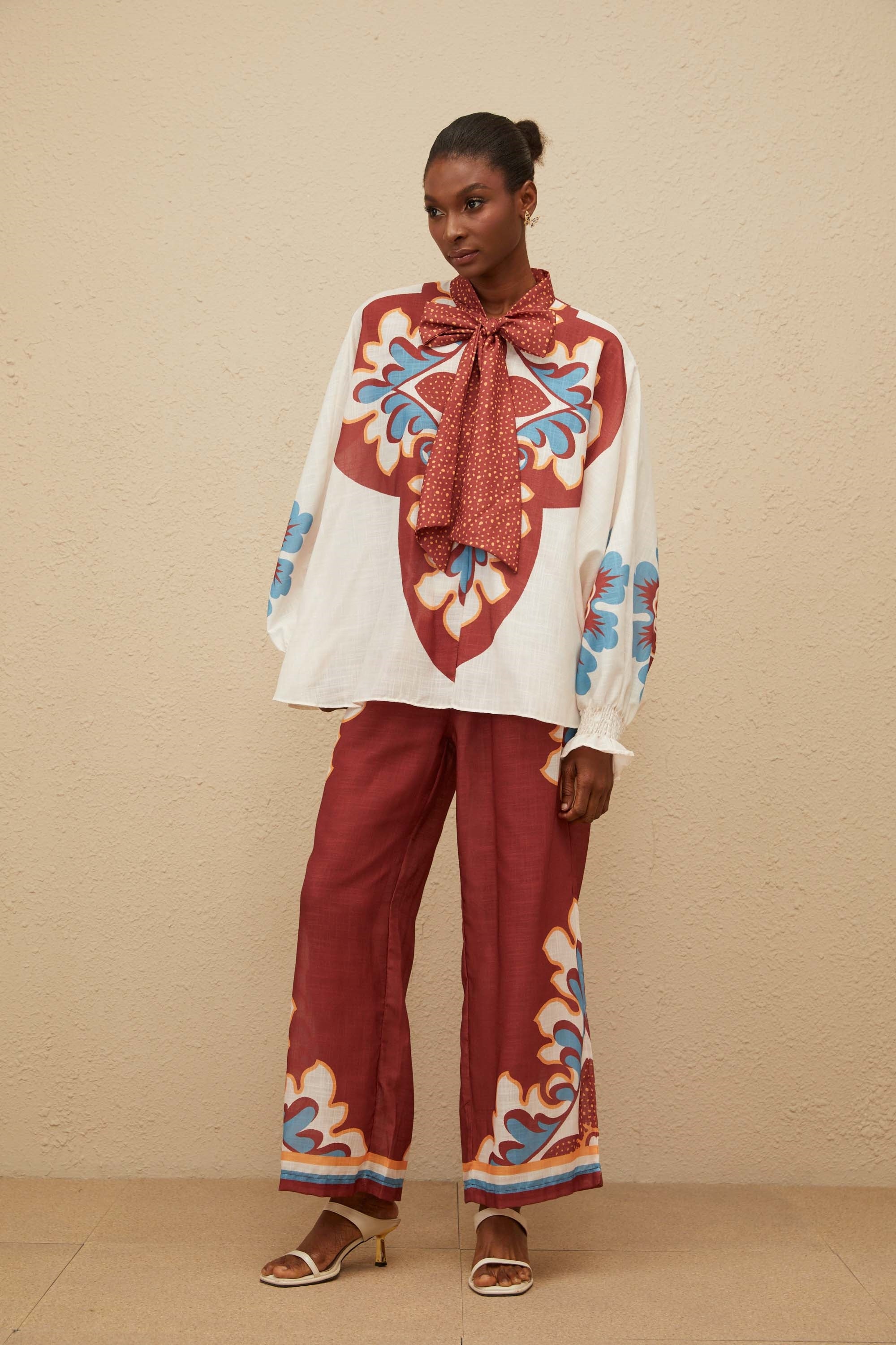 Énigmatique Brown Graphic Print Blouse & Trousers Co-ord