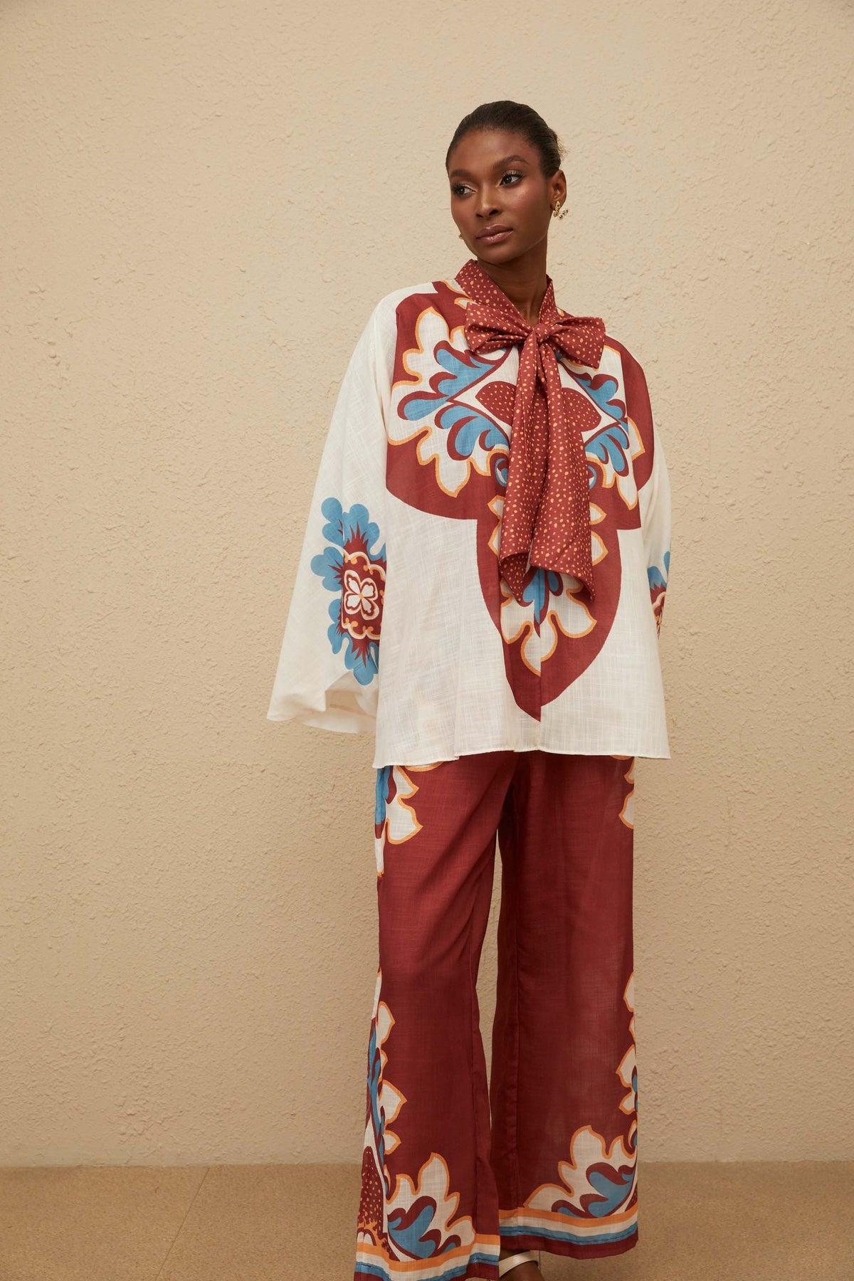 Énigmatique Brown Graphic Print Blouse & Trousers Co-ord