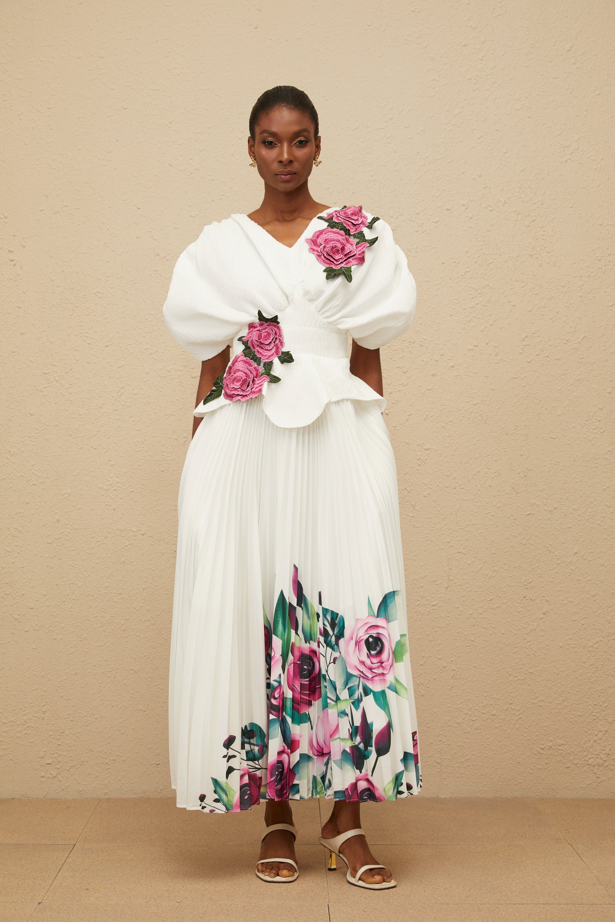 Pétale White Rose Appliqué Maxi Dress