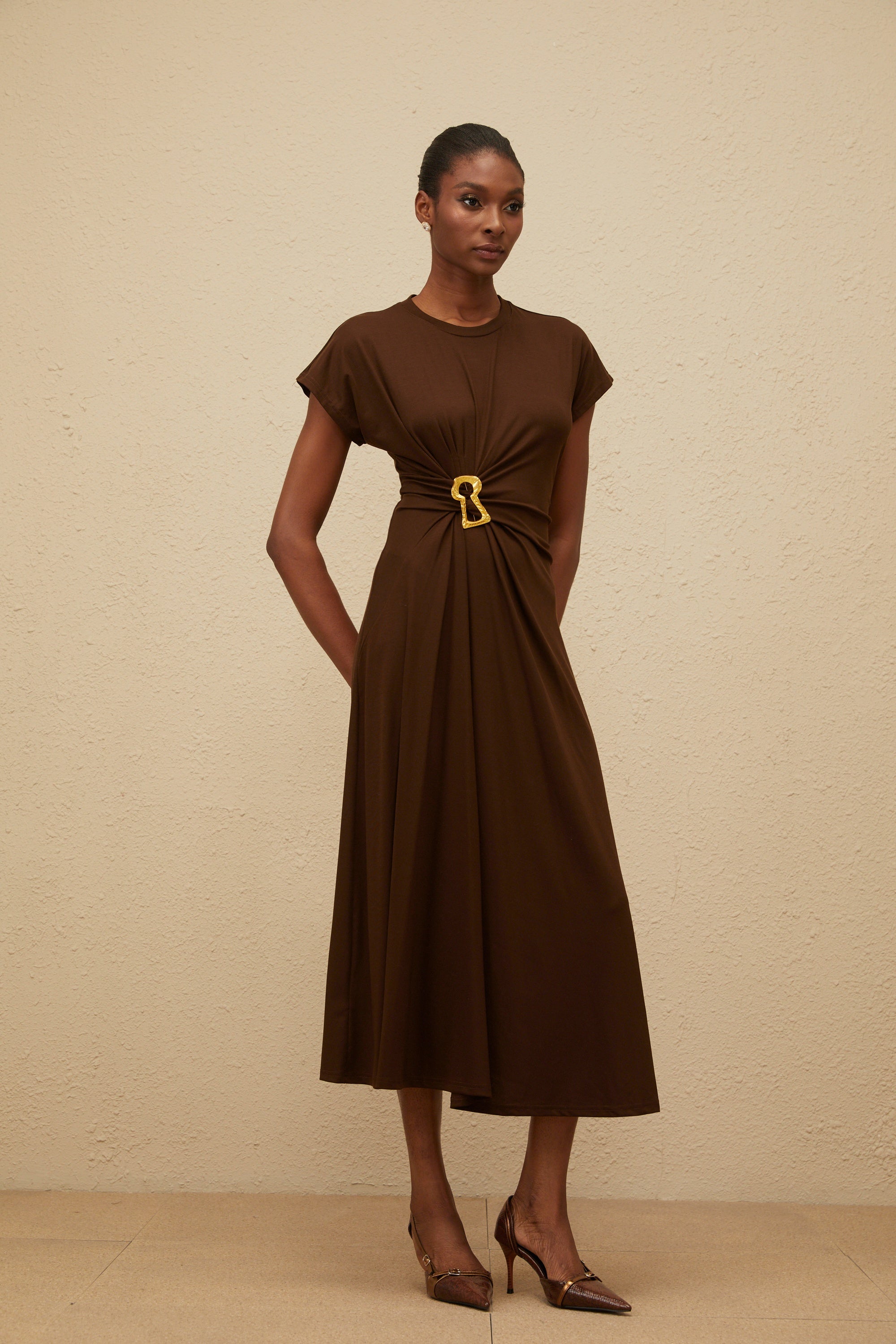 Ophélie Brown Gathered Keyhole Midi Dress