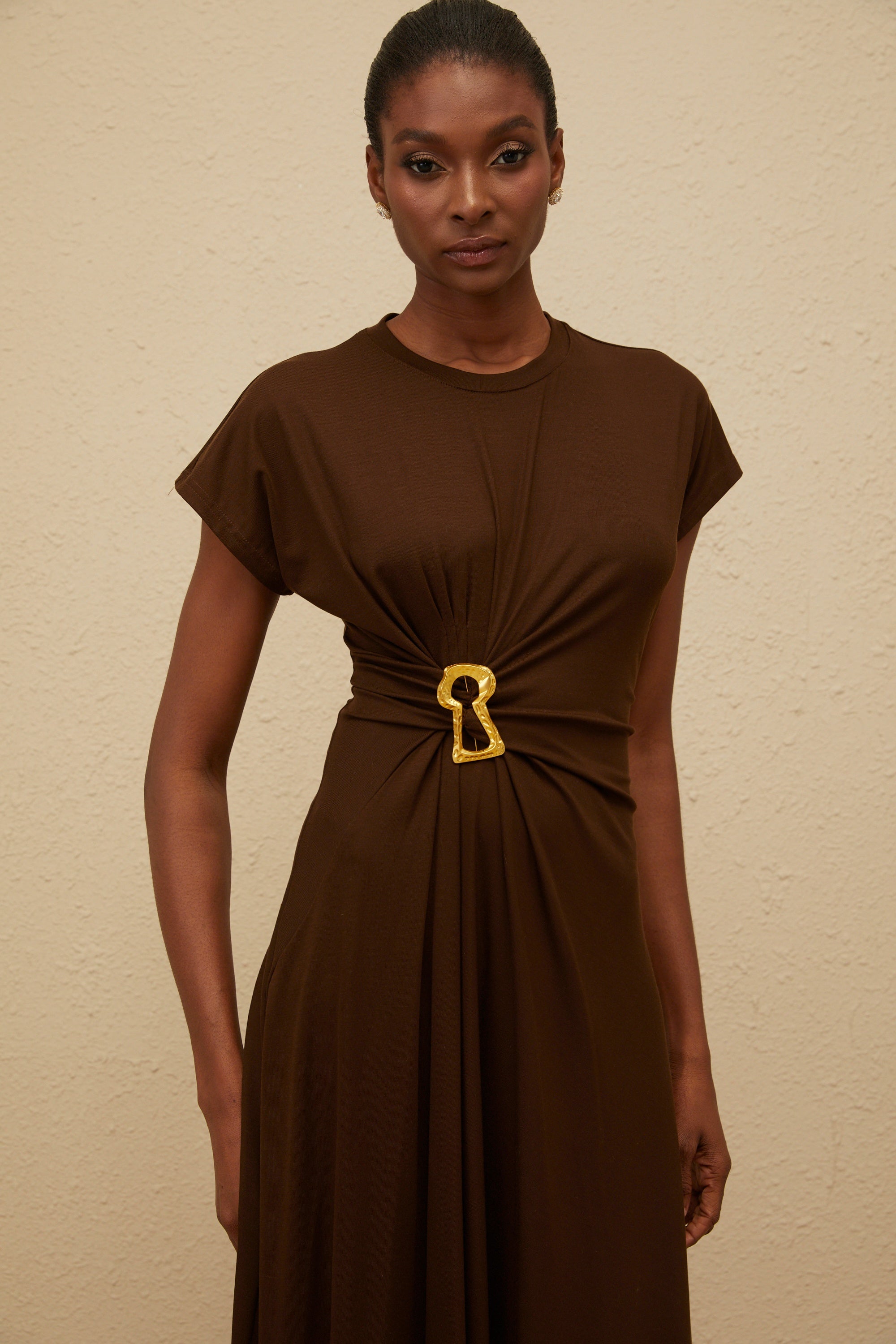 Ophélie Brown Gathered Keyhole Midi Dress
