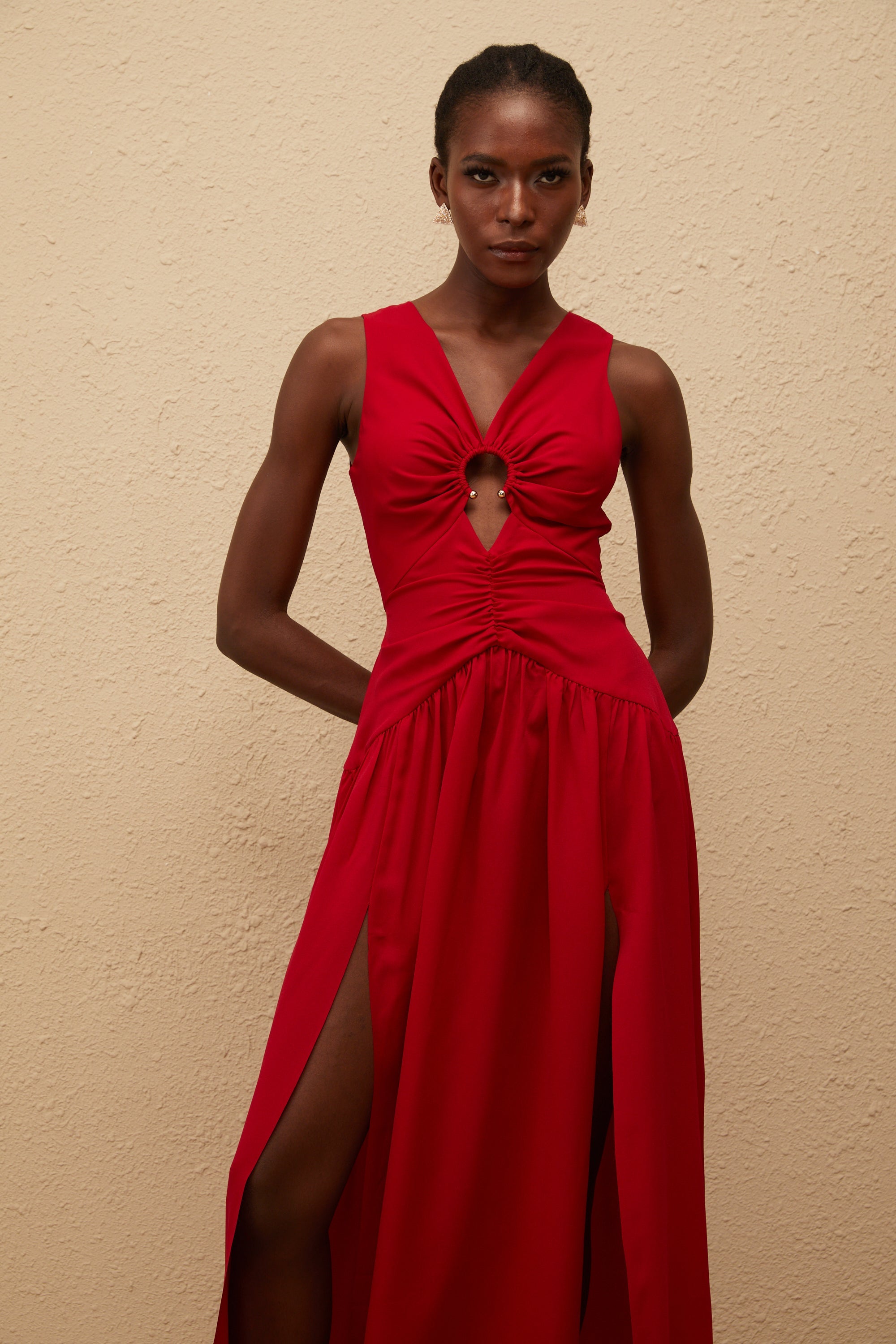 Kleopatra Red Keyhole Detail Ruched Midi Dress