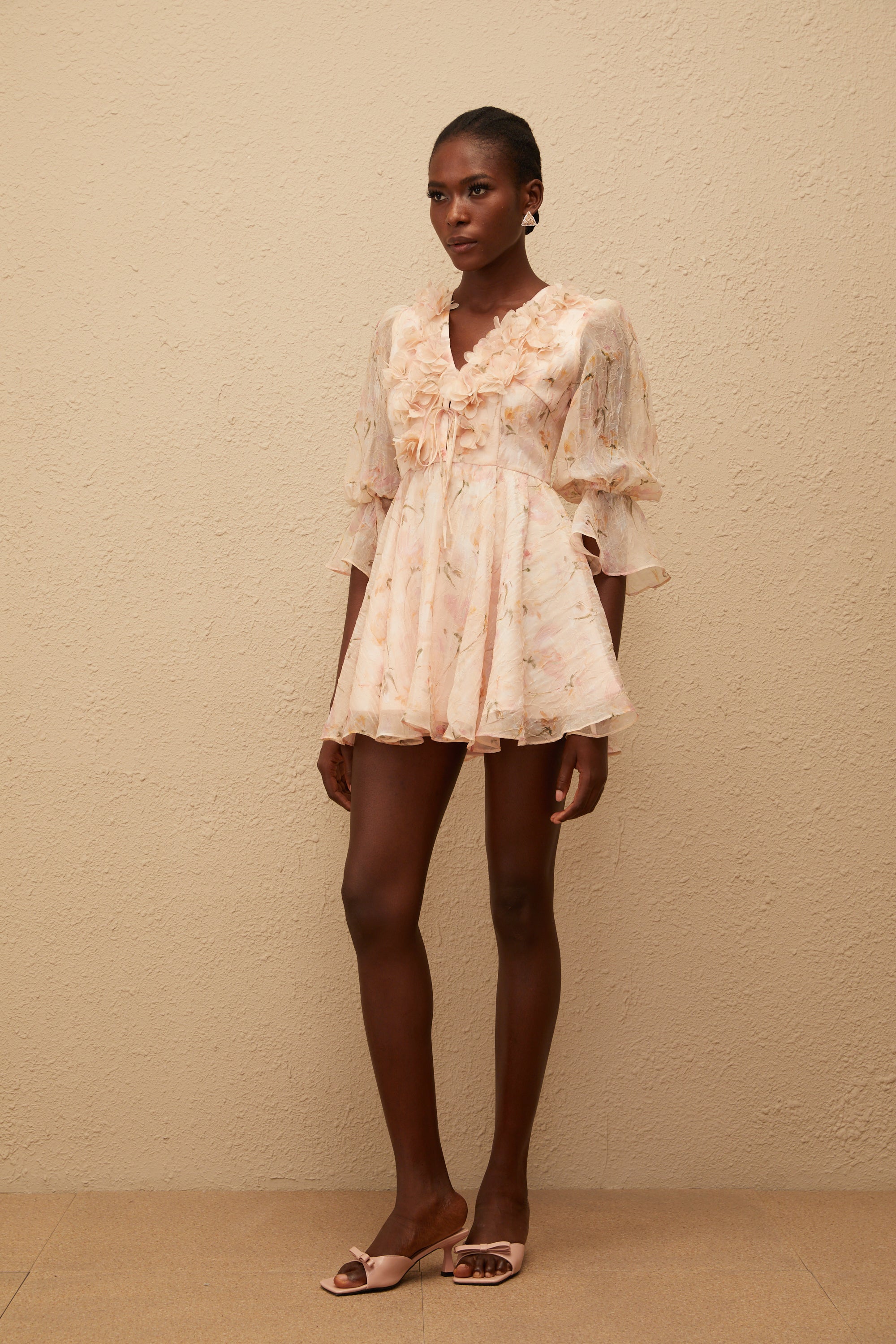 Aliénor Peach Glossy Floral Print Mini Dress