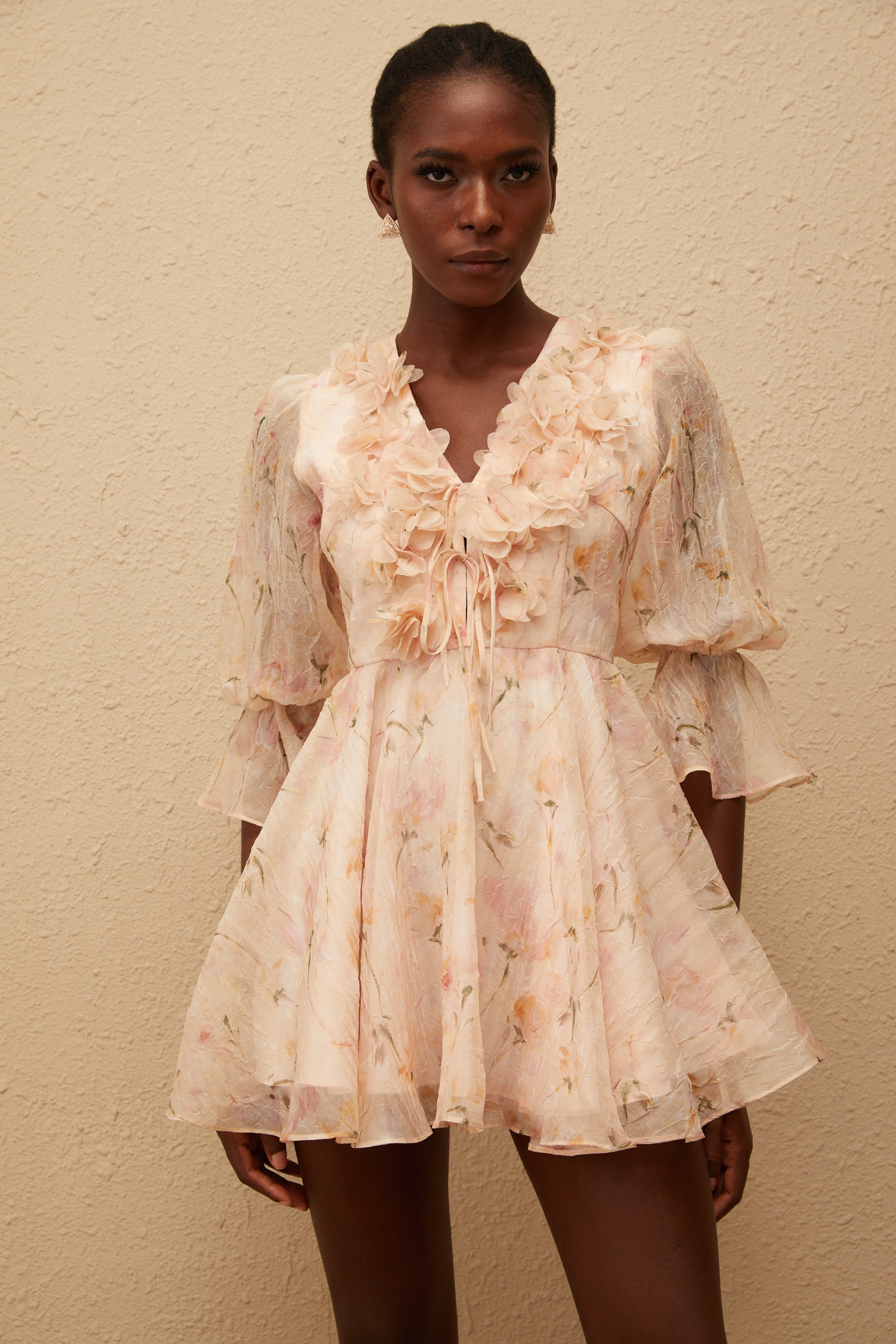 Aliénor Peach Glossy Floral Print Mini Dress