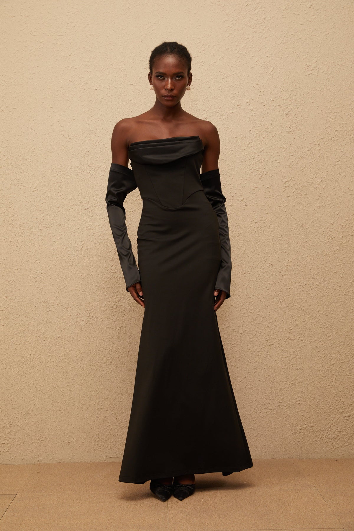 Rêve Black Off Shoulder Corset Maxi Dress (Final Sale)