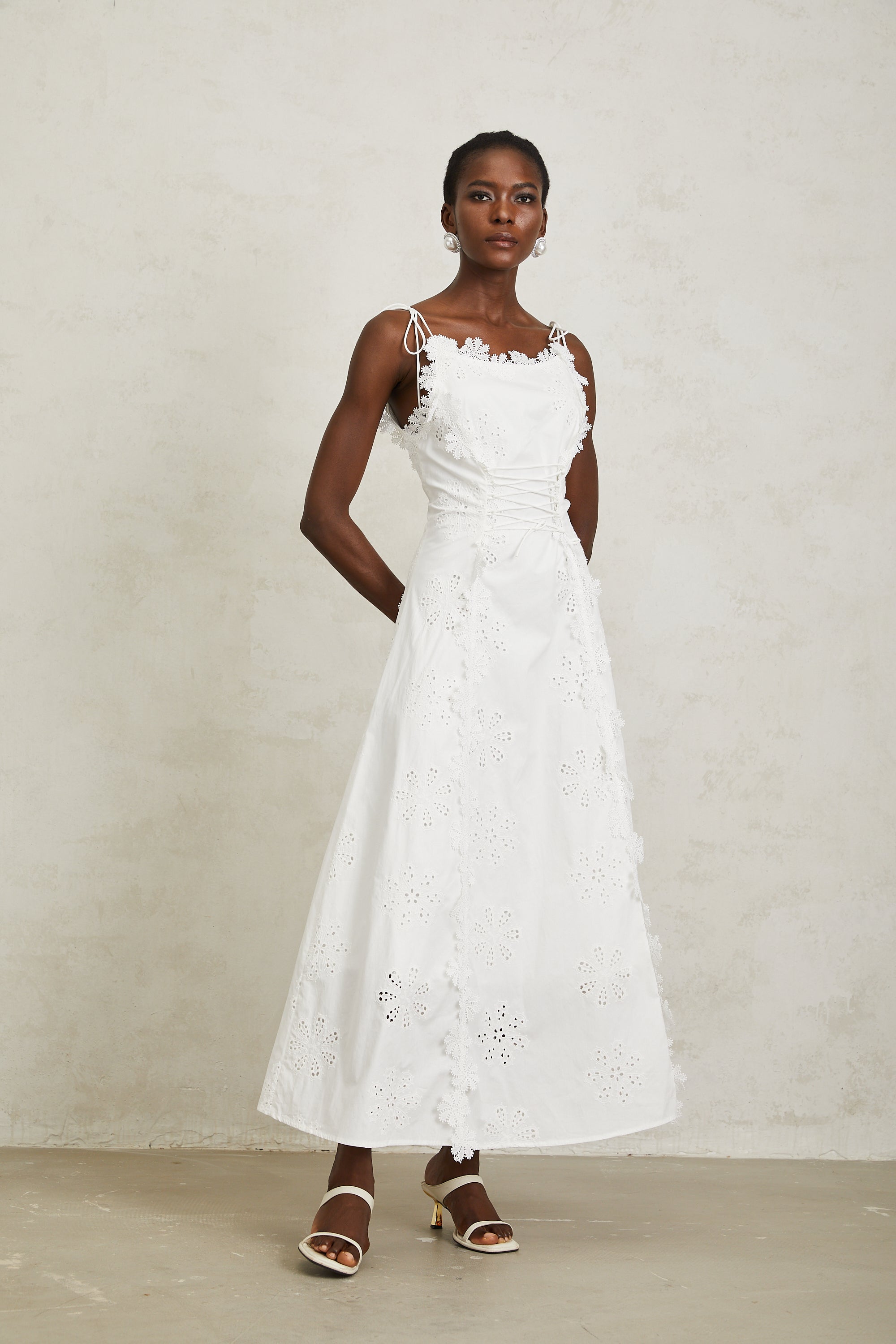 Nevaeh White Sleeveless Floral Embroidered Maxi Dress