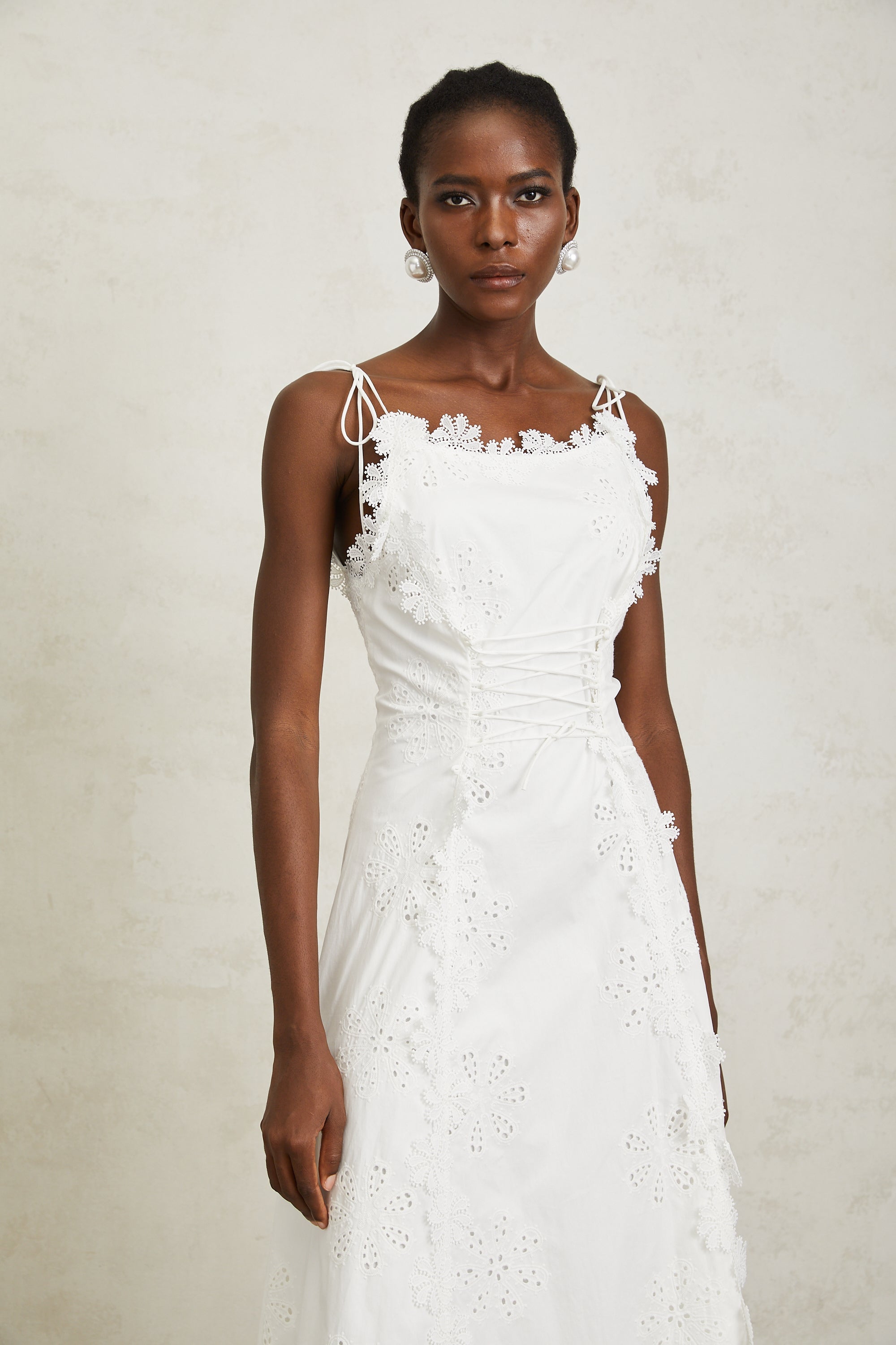Nevaeh White Sleeveless Floral Embroidered Maxi Dress