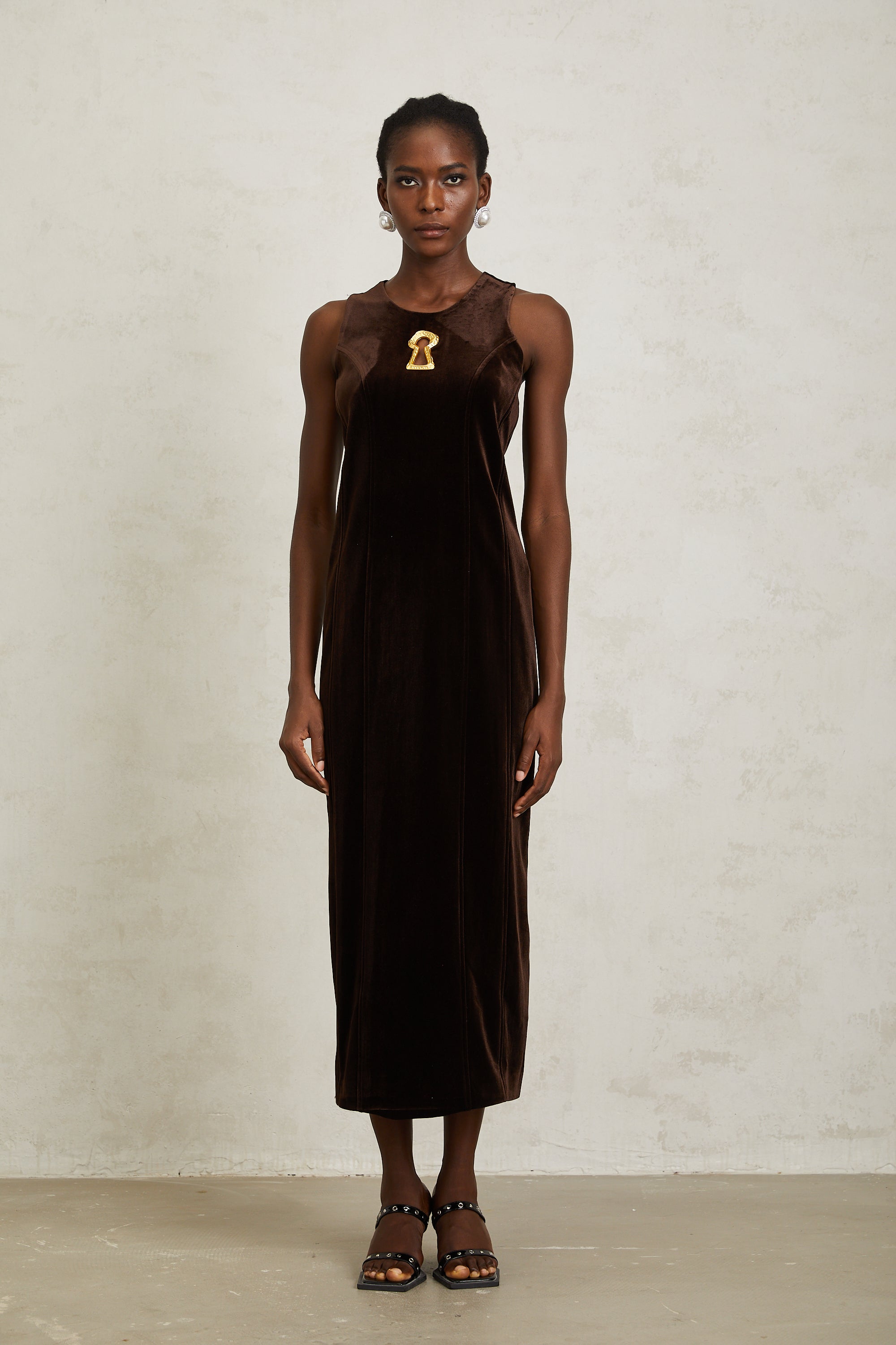 Ysandre Brown Keyhole Velvet Midi Dress