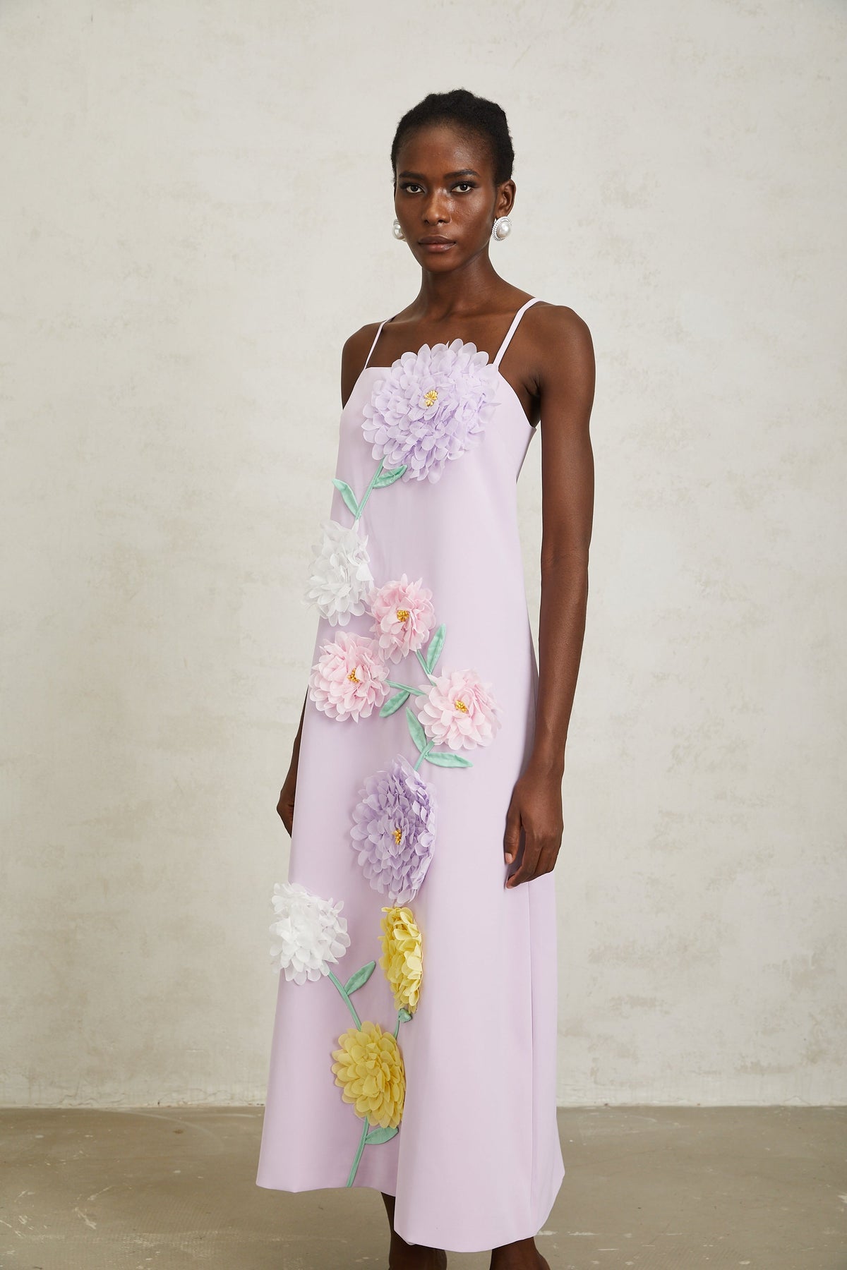 Véronique Purple 3D Petal Sleeveless Midi Dress