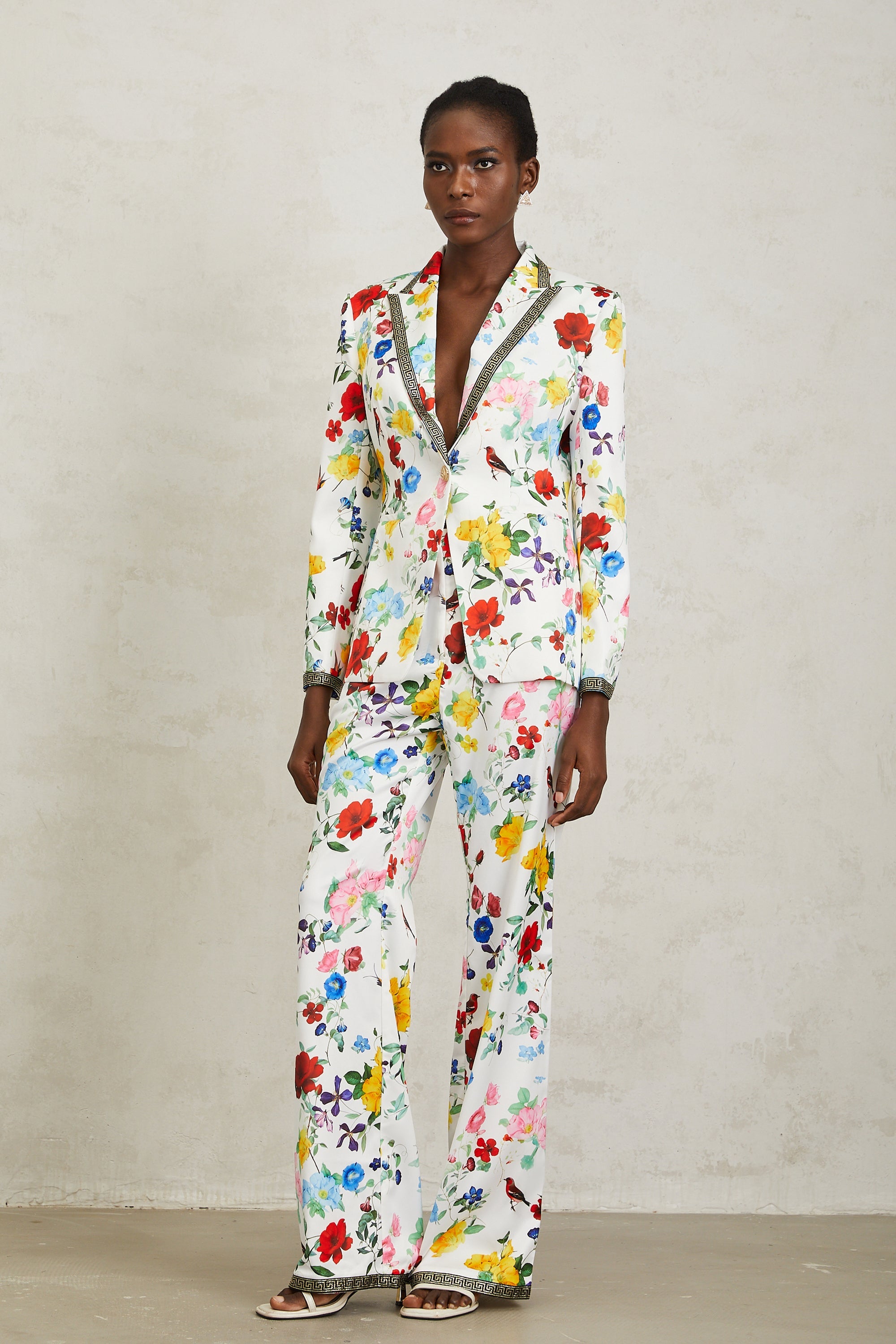 Lucía White Labyrinth Trim Floral Blazer & Trousers Set (Final Sale-US Only)