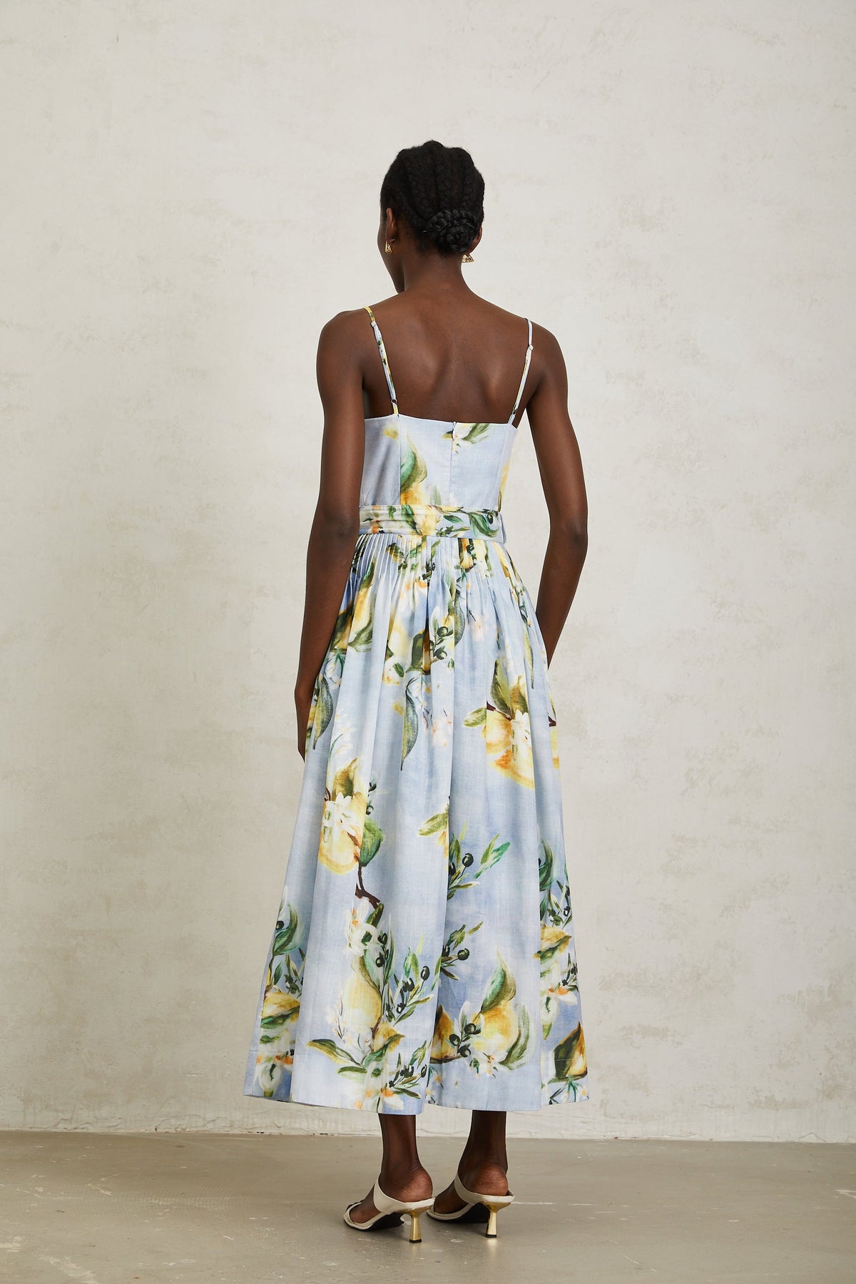 Esmée Blue Cottagecore Pleated Floral Maxi Dress - blue