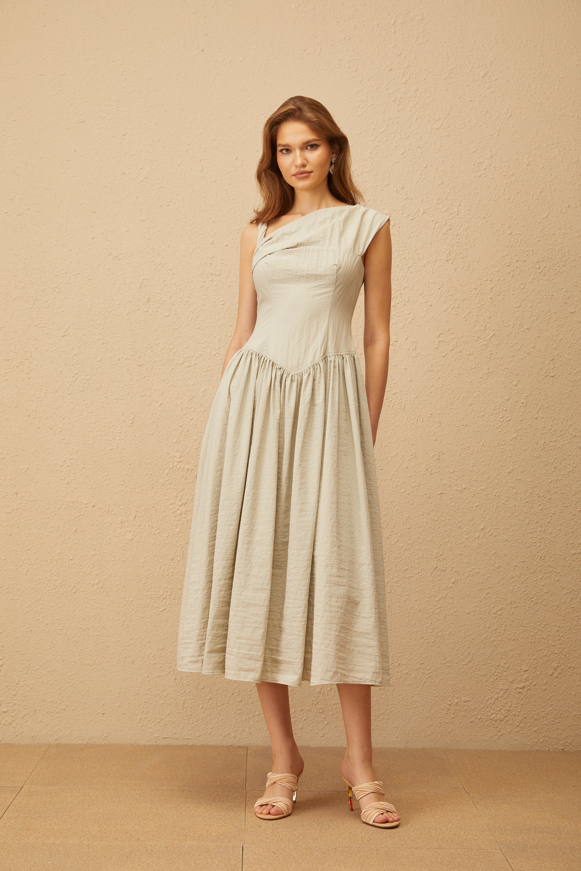 Thorne Bean Green Asymmetrical Midi Dress
