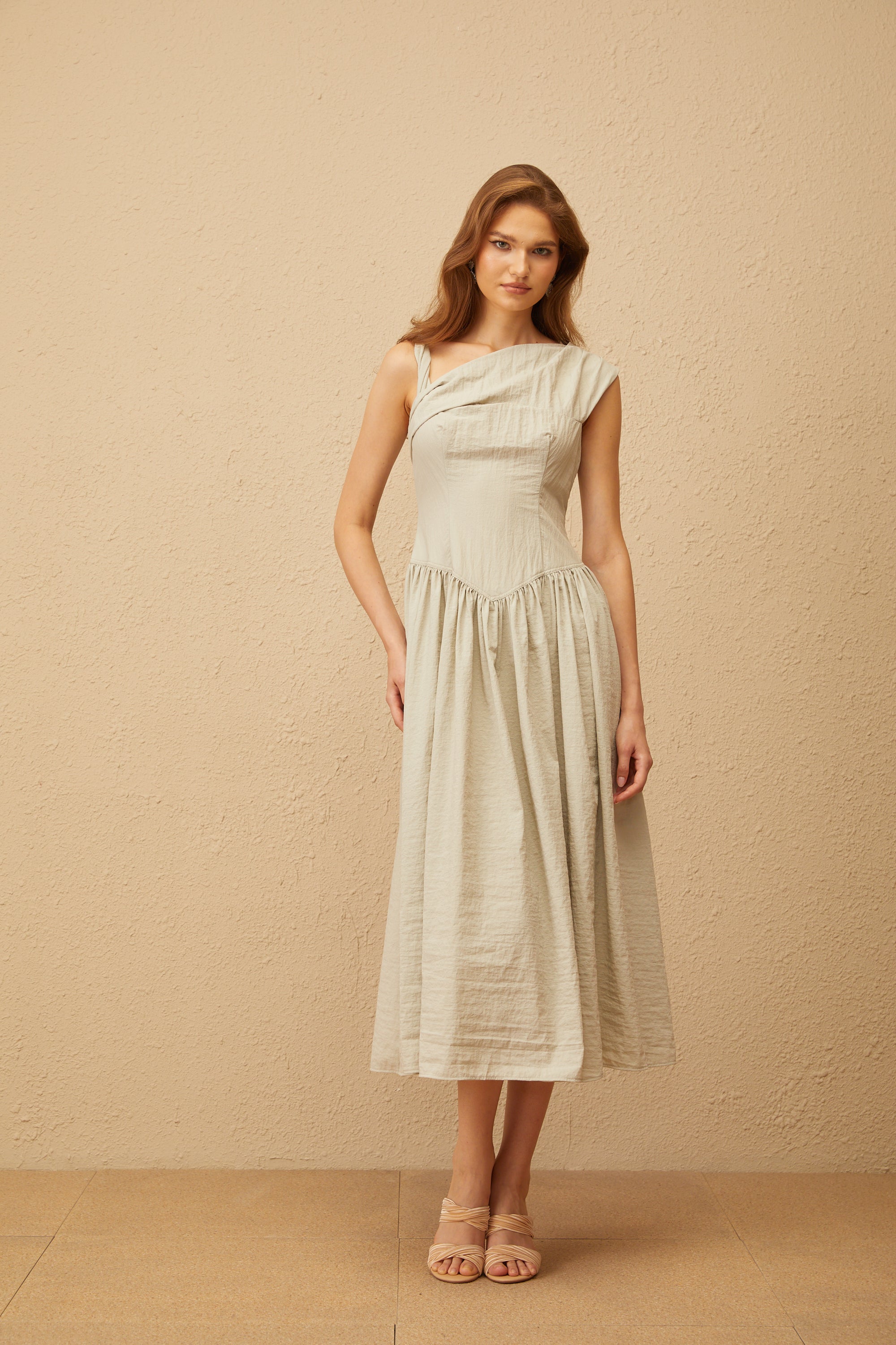 Thorne Bean Green Asymmetrical Midi Dress