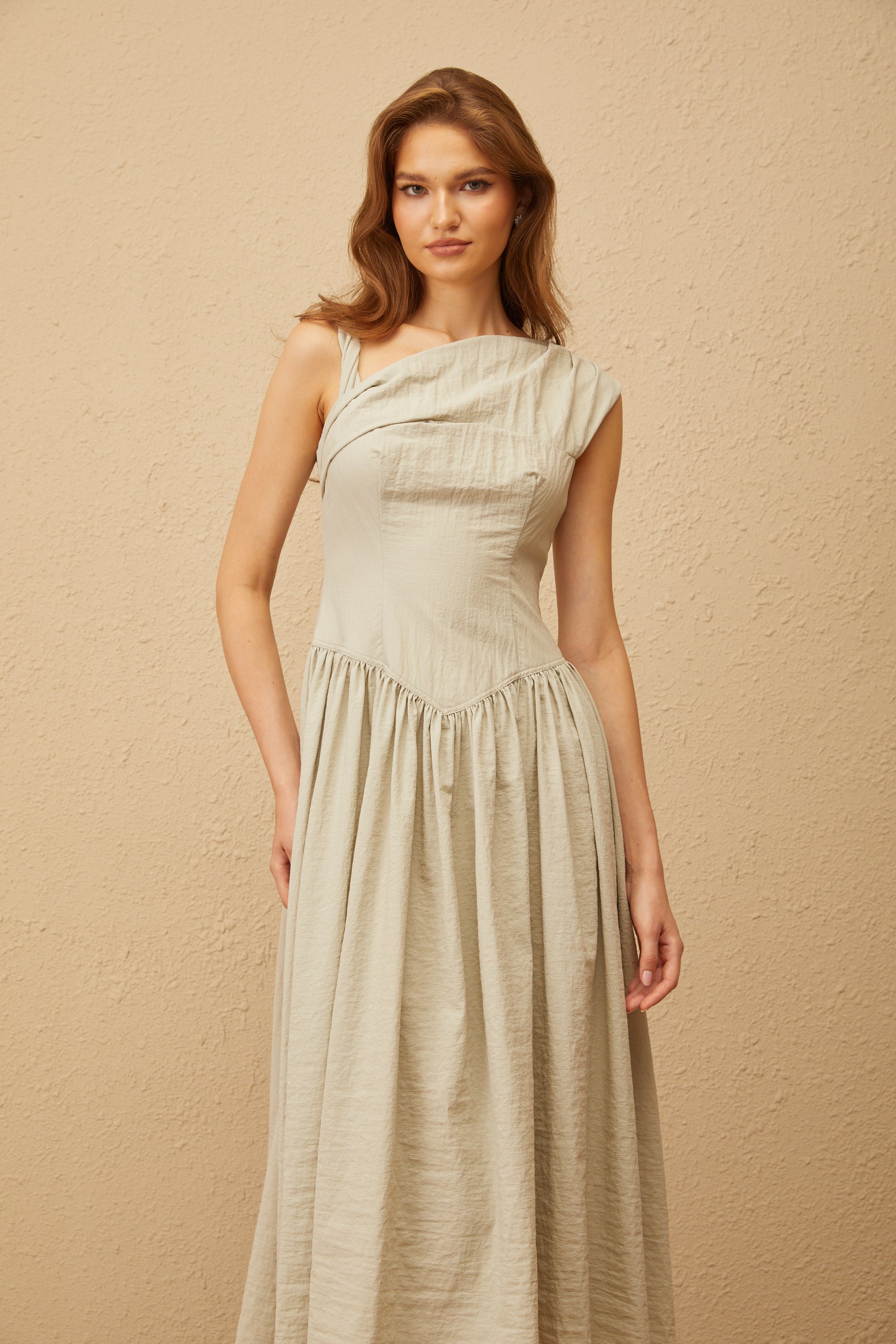 Thorne Bean Green Asymmetrical Midi Dress