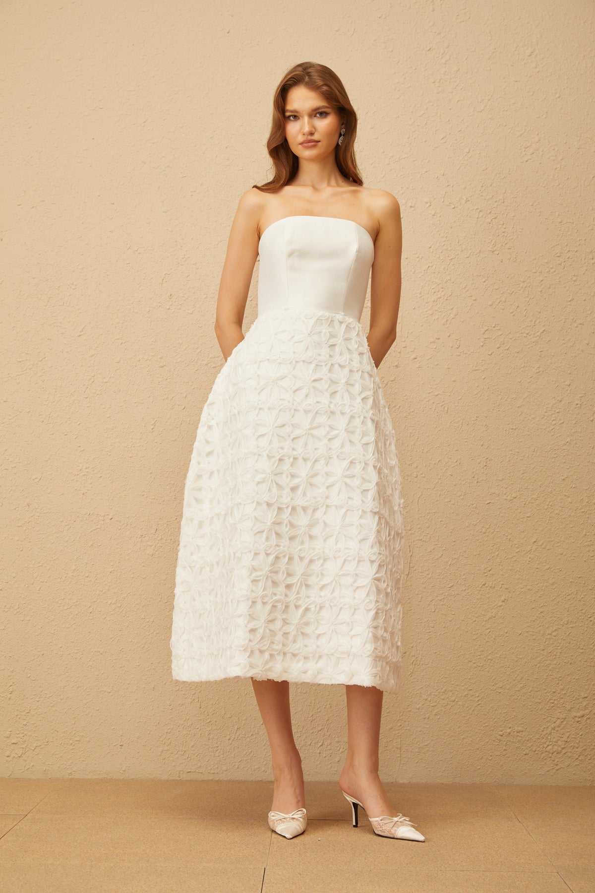 Dulcie White Floral Jacquard Shawl & Dress Set