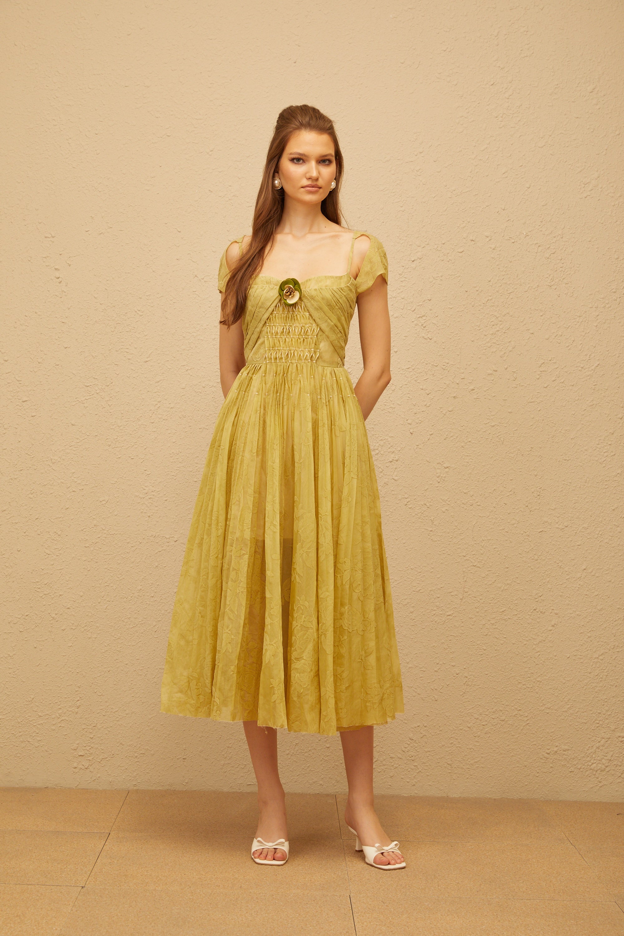 Béryl Green Floral Jacquard Midi Dress