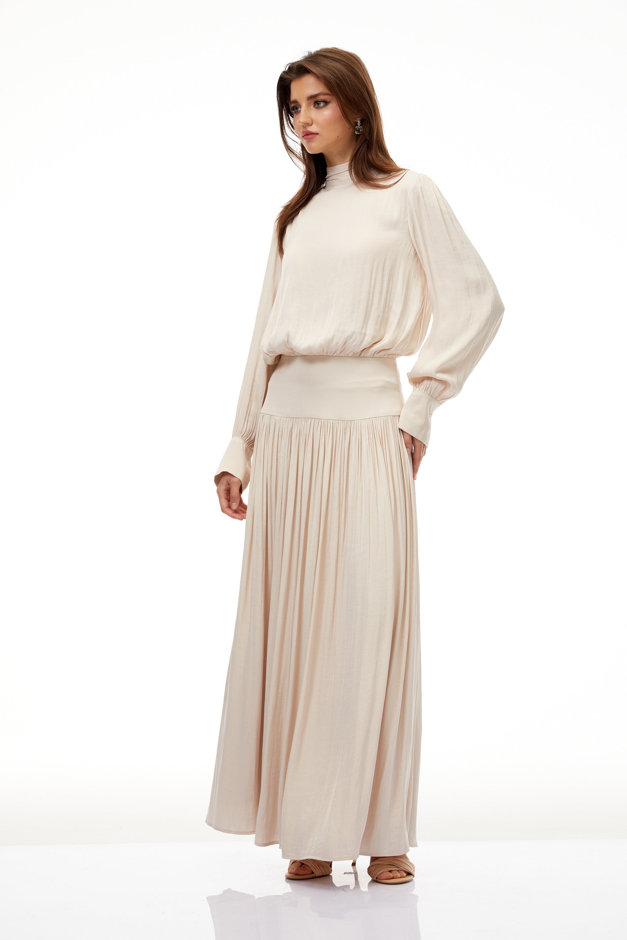 Valérie Neutral Self-Tie Pleated Maxi Dress