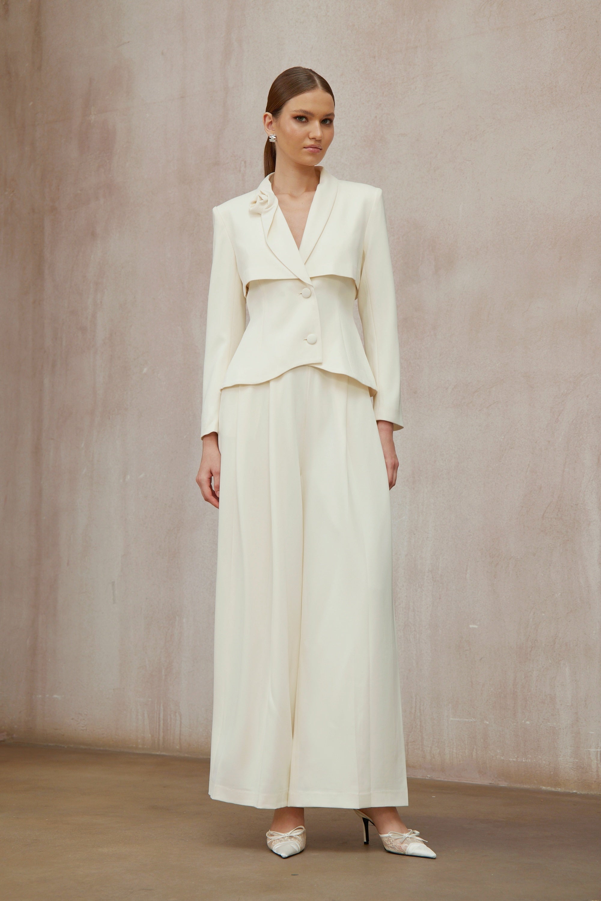 Teresa Neutral 3D Petal Blazer & Trousers Set - Ivory