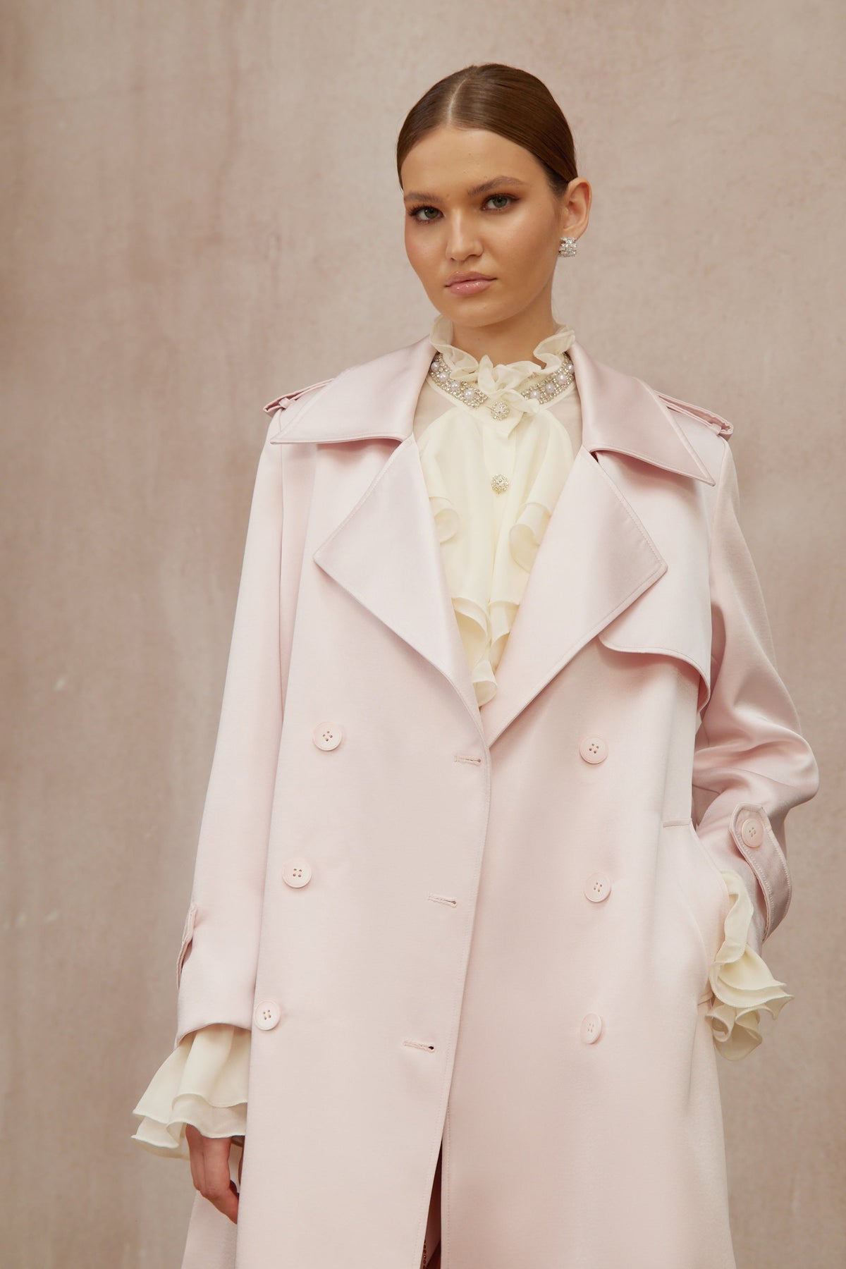 Caméo Pink Double-Breasted Satin Trench Overcoat - Light pink