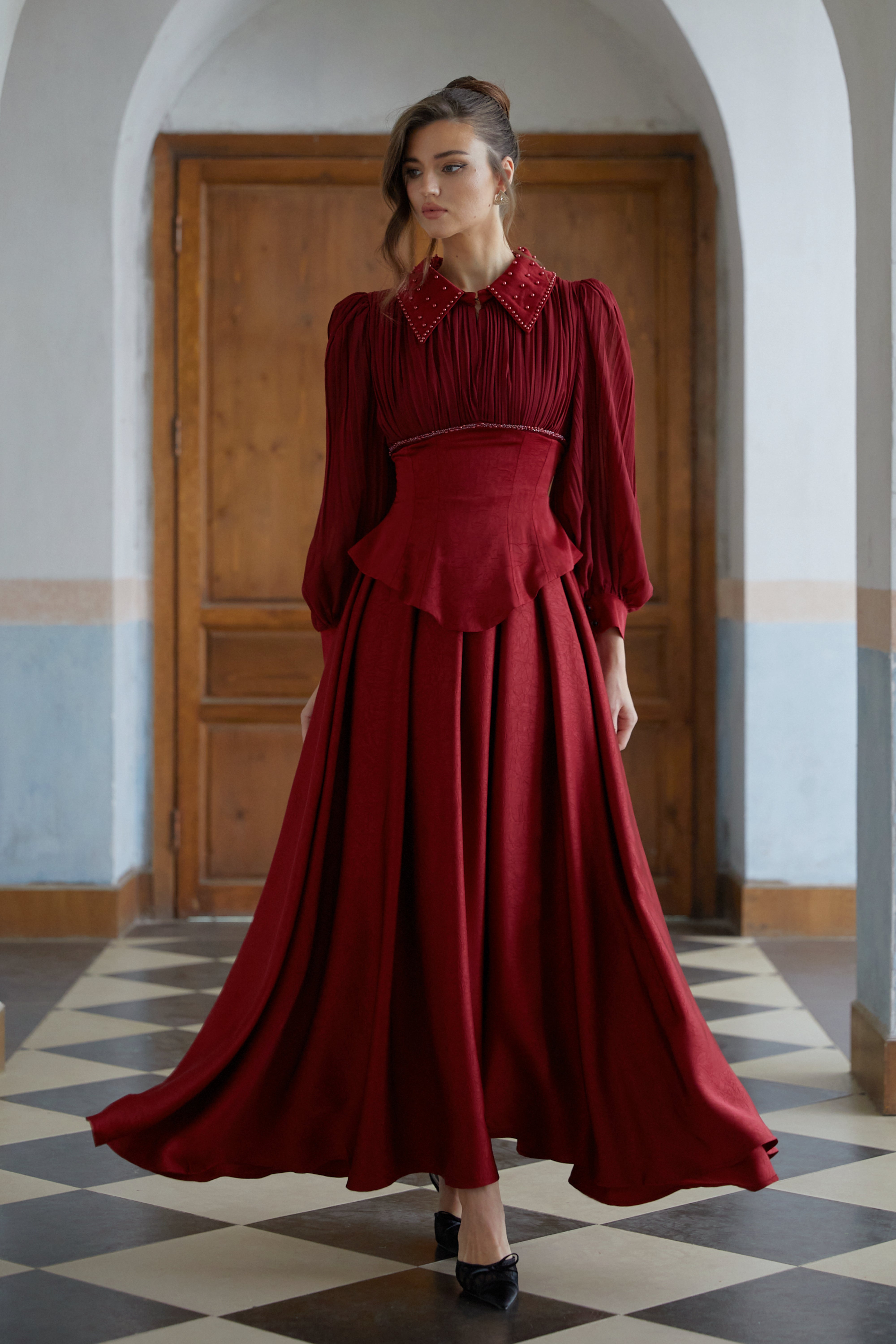 Katrín Red Beaded Pleated Textured Maxi Dress