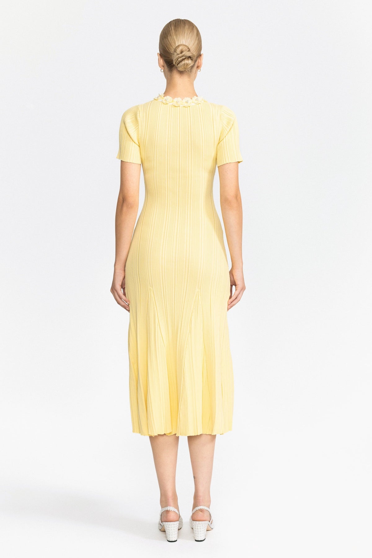 Ribbed Knit Flower Appliqué Midi Dress - Yellow
