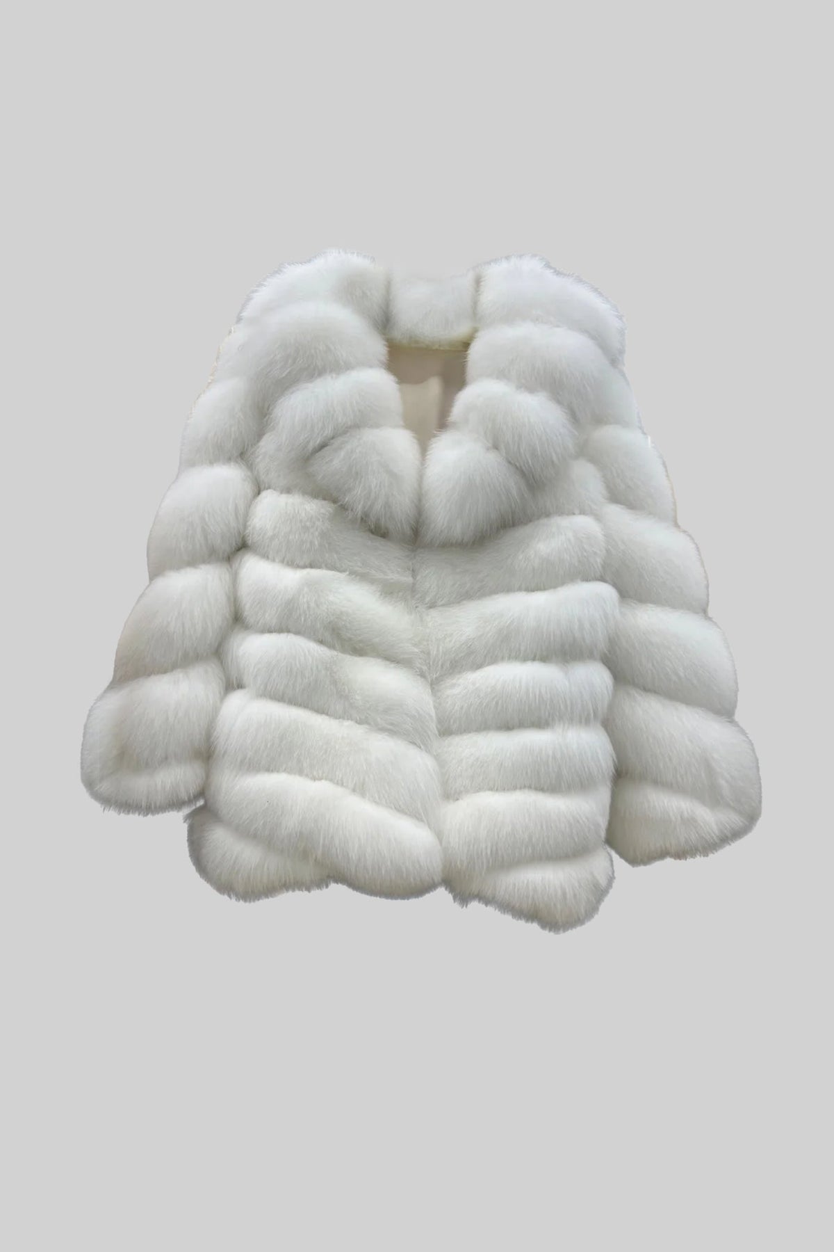 Tiered Fox Fur Jacket With Oversized Shawl Collar – White