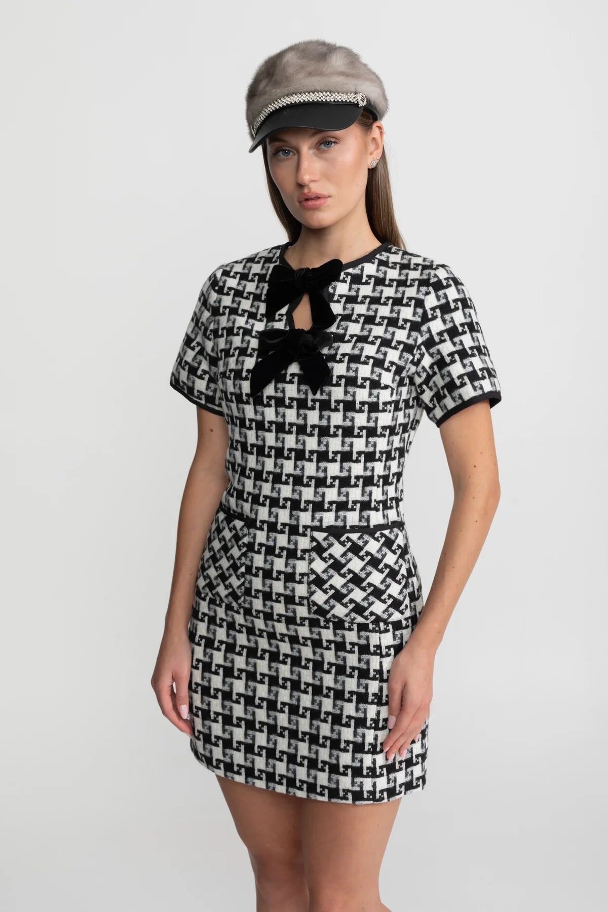 Sybille Black And White Velvet Bow Tweed Mini Dress With Check Pattern