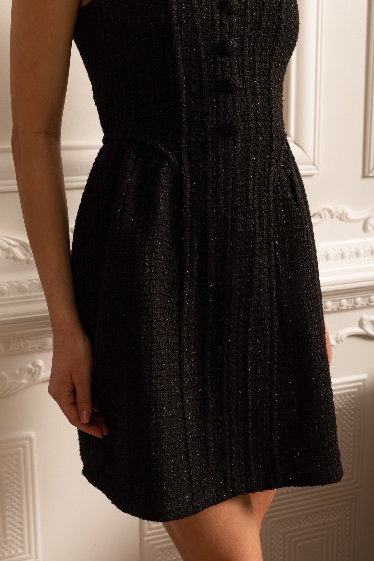 Textured Sleeveless Mini Dress With Fitted Bodice - Black