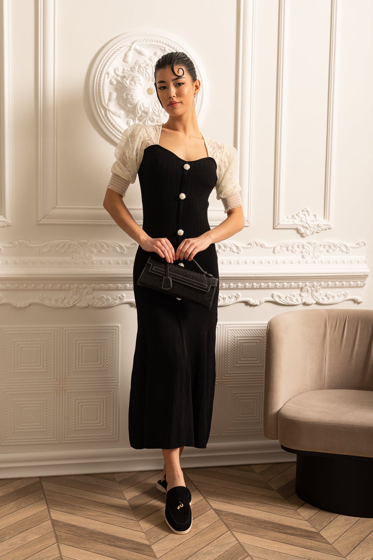 Ankle-Length Dress With Contrasting Sheer Lace Sleeves - Black