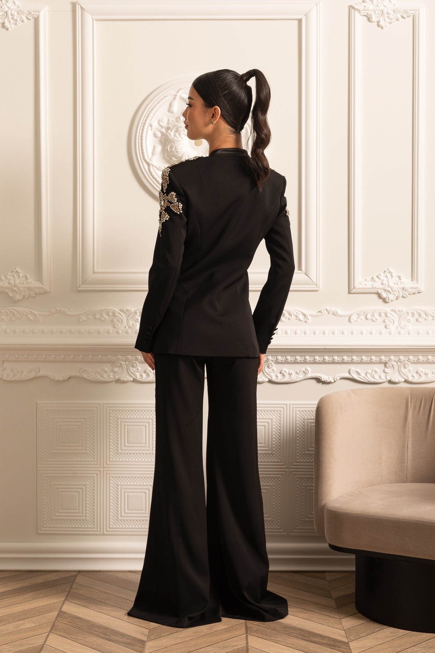 Elegant Set With Diamond Embellished Blazer And Coordinated Flared Long Pants - Black