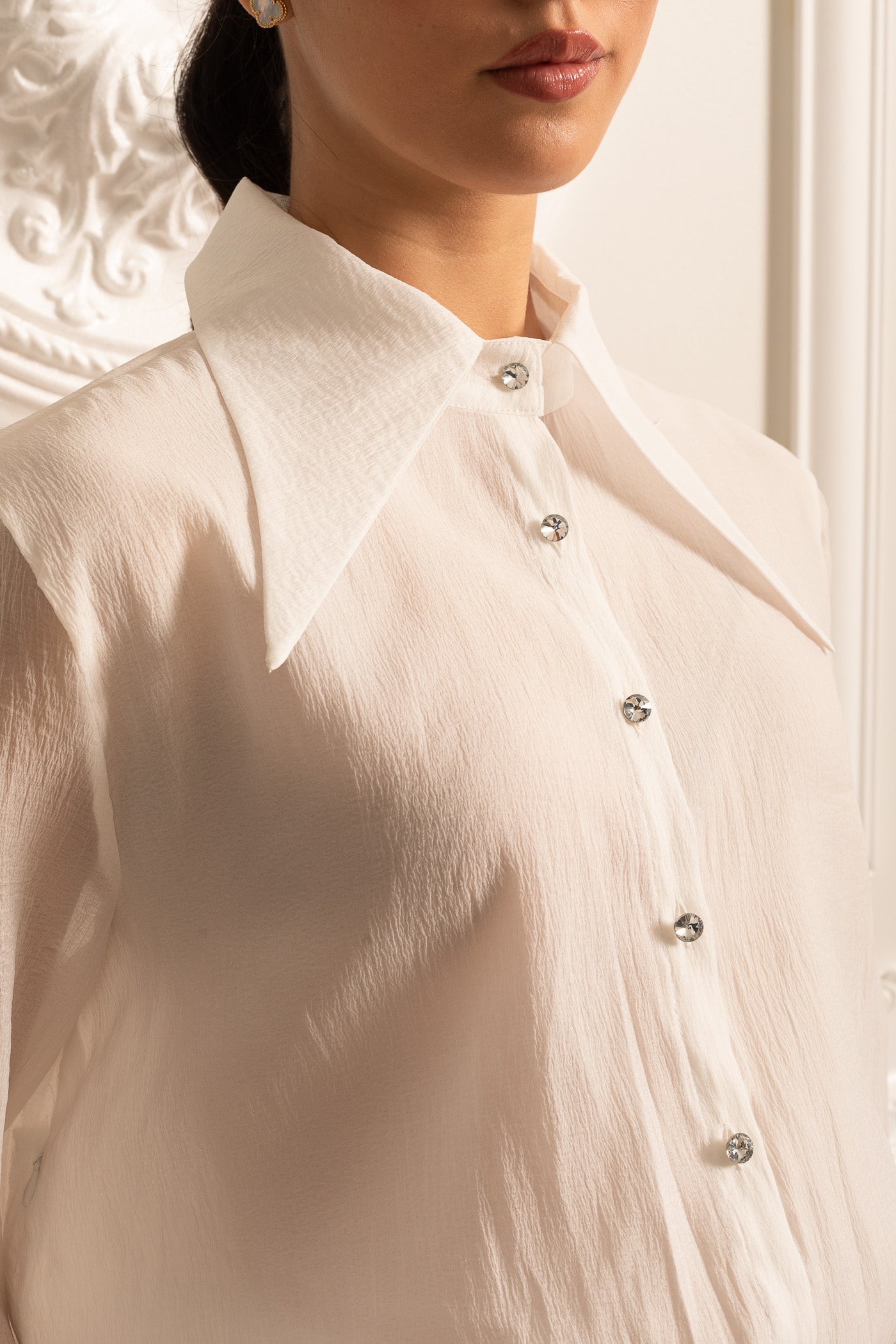 Button-Up Shirt With Cinched Waist - White