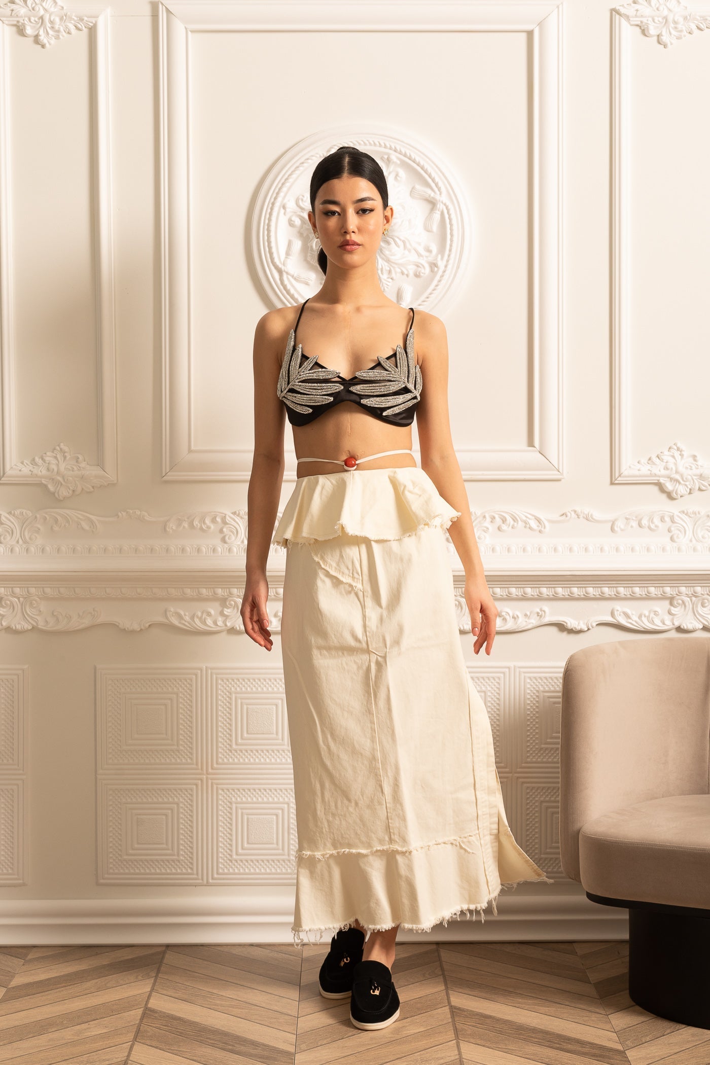 High-Waisted Skirt With Ruffled Top And Frayed Hem - Ivoire