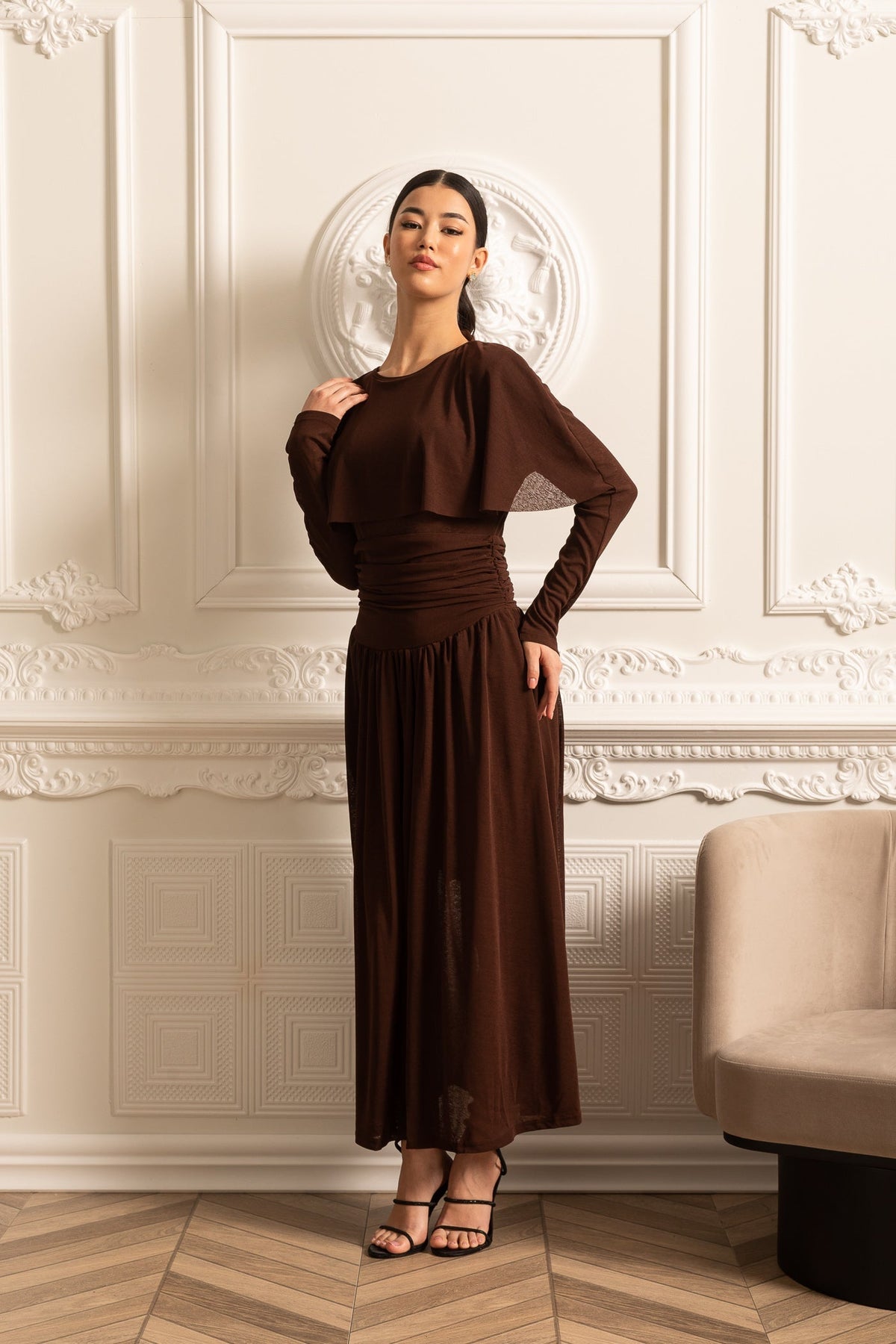 Elegant Dress With Ruched Waist, Pleated Maxi Skirt And Cape-Like Layered Top - Brown