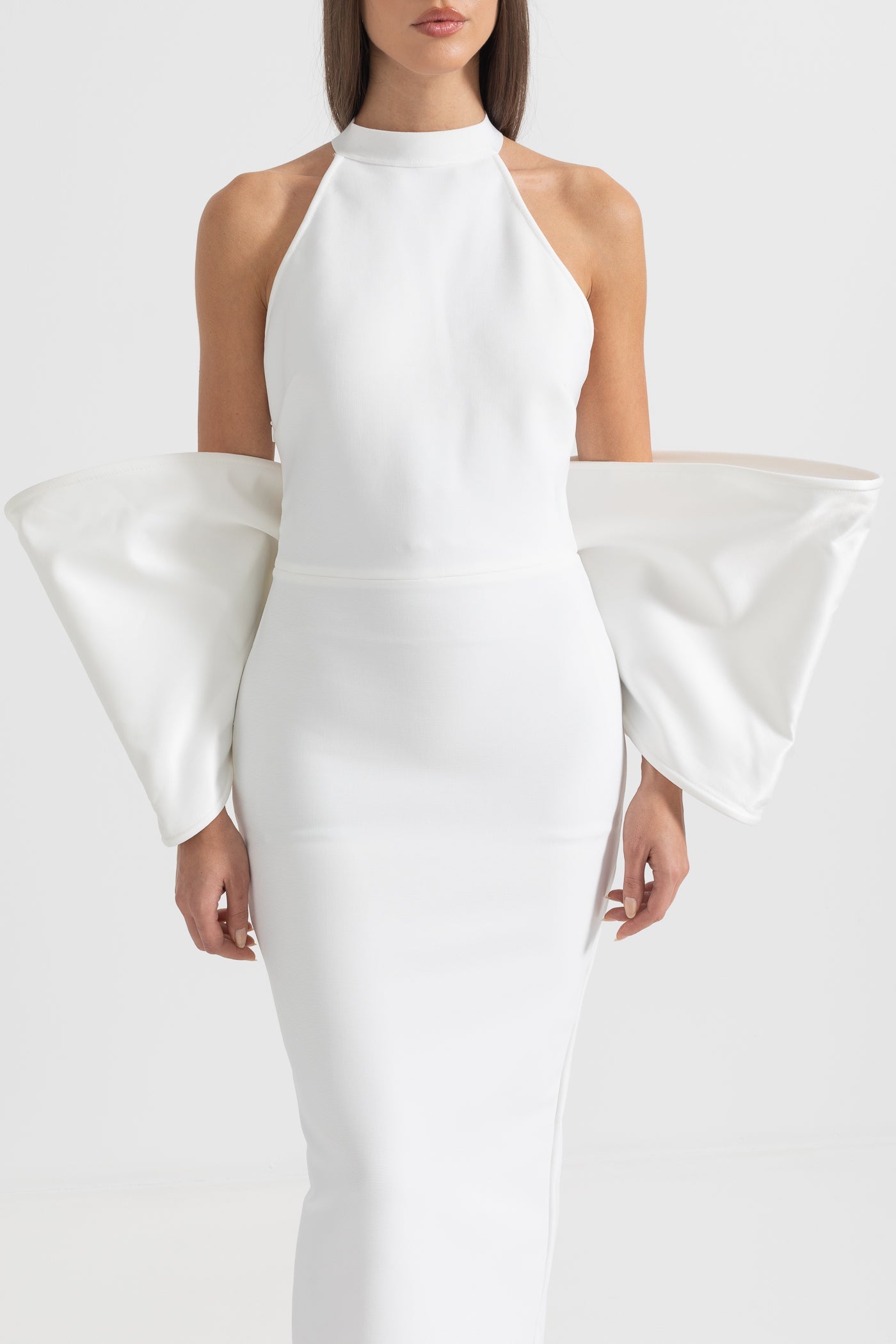 Elegant Dress With Back Bow Details - White