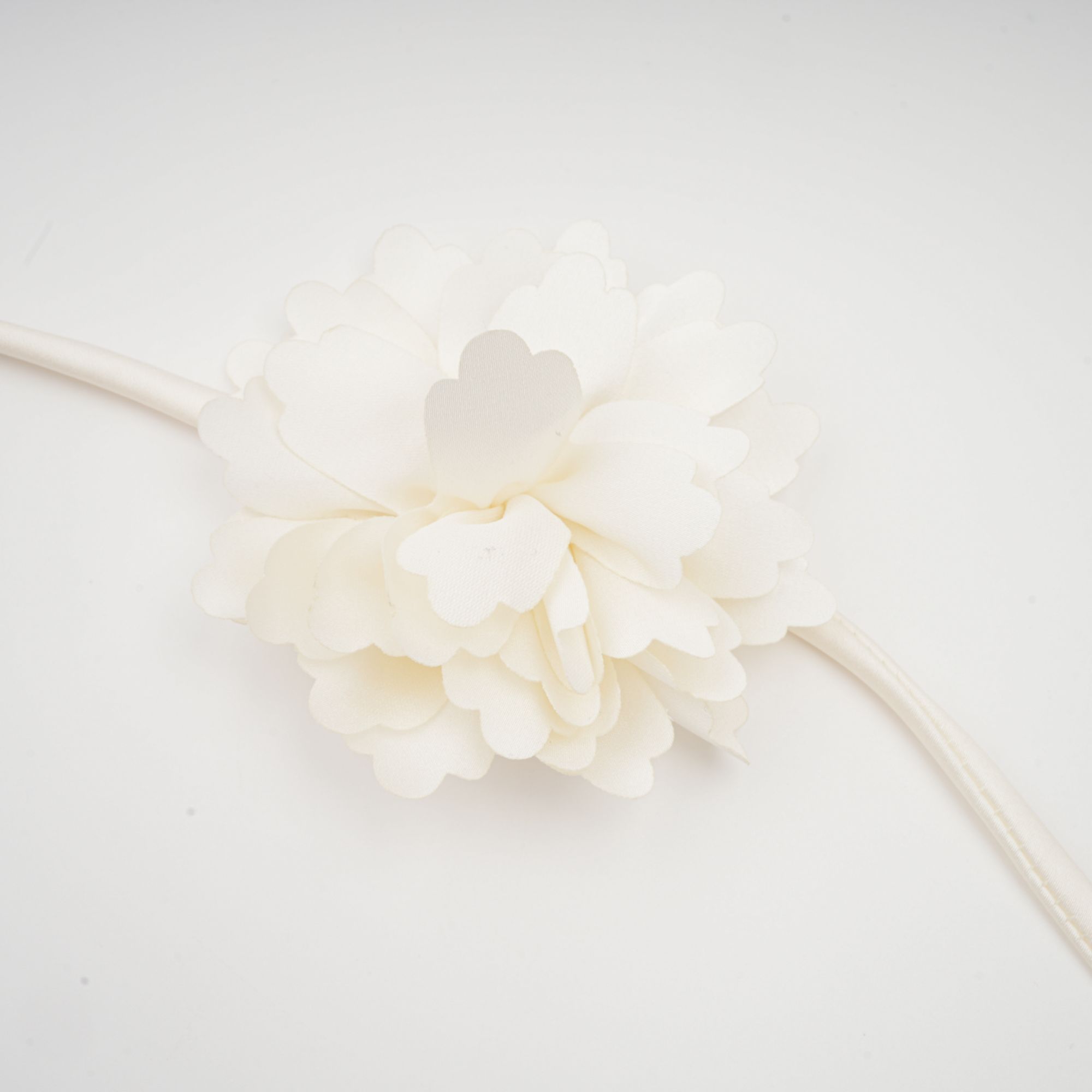 Nouria white faux-flower twist cropped top (Final Sale-US Only)