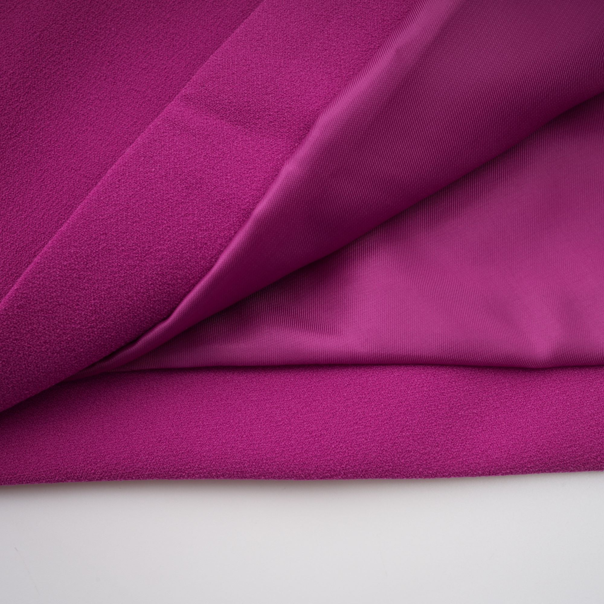 Majestueuse Fuchsia Keyhole-Detail Mermaid Gown