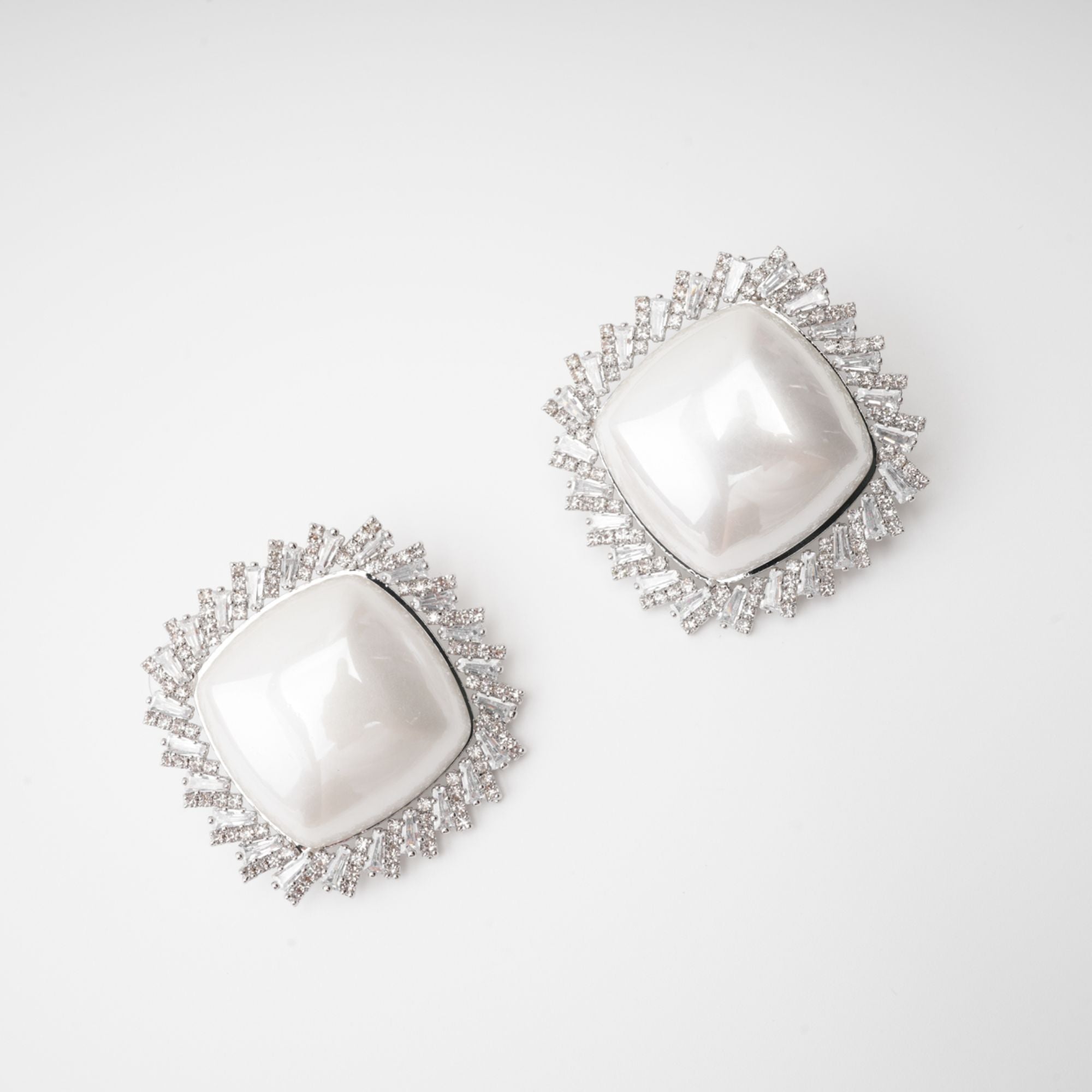 Marilyn crystal-embellished stud earring (US Only)