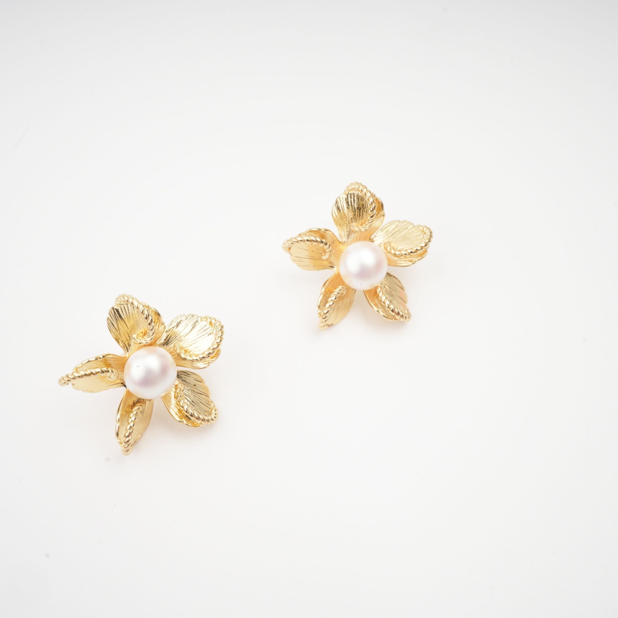 Jeanne floral faux-pearl stud earrings (US Only)