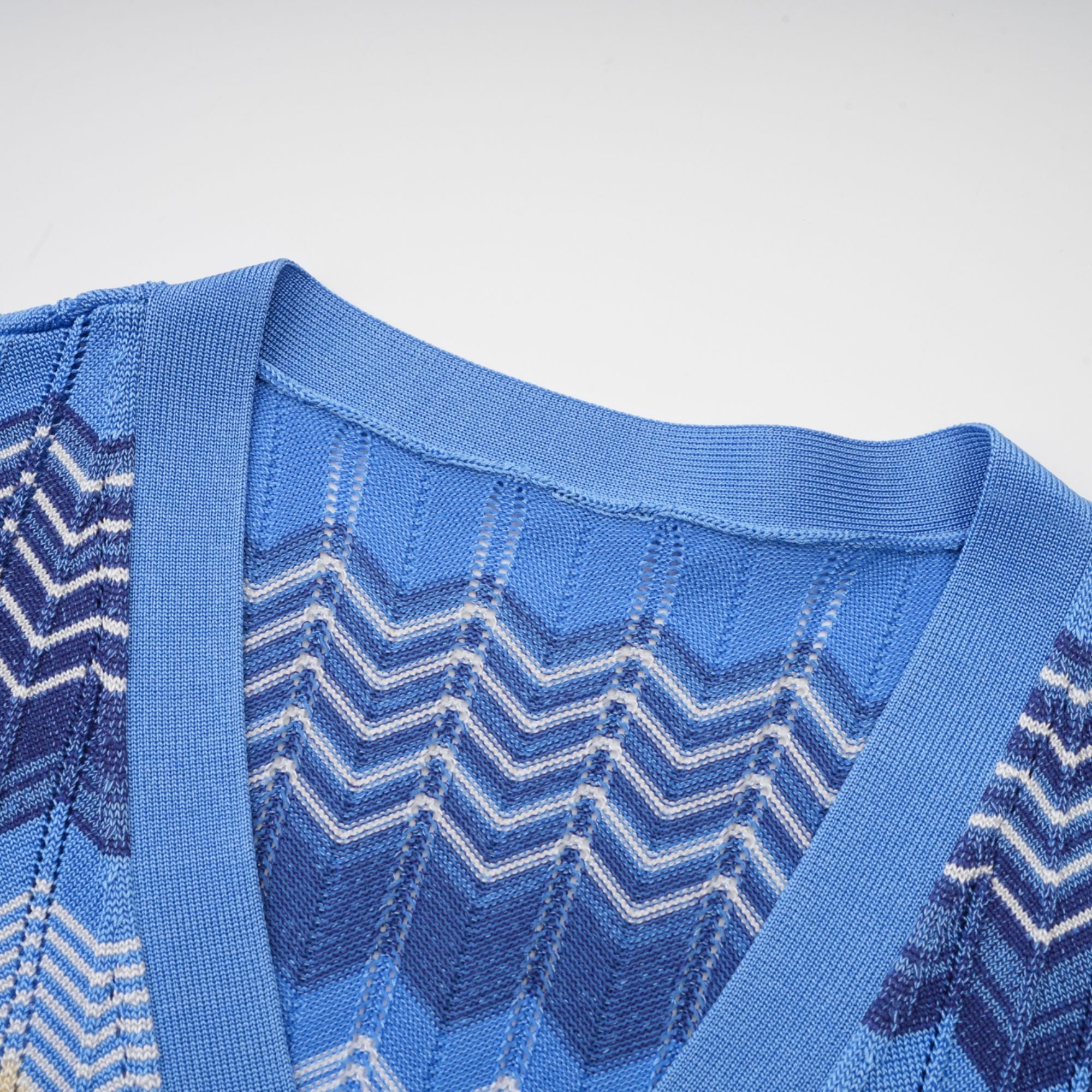 Daniela blue zigzag-design knit top & skirt matching set (Final Sale-US Only)