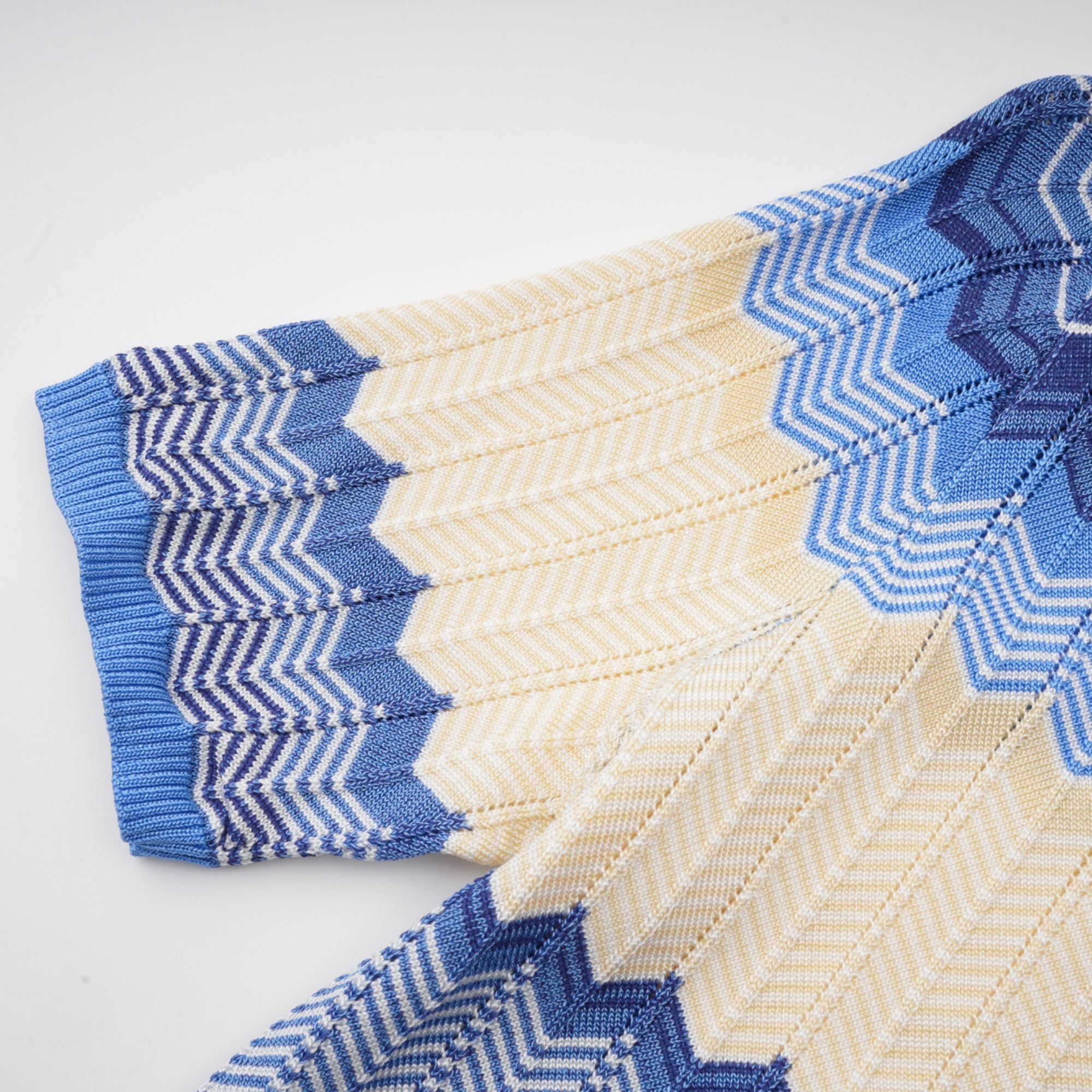 Daniela blue zigzag-design knit top & skirt matching set