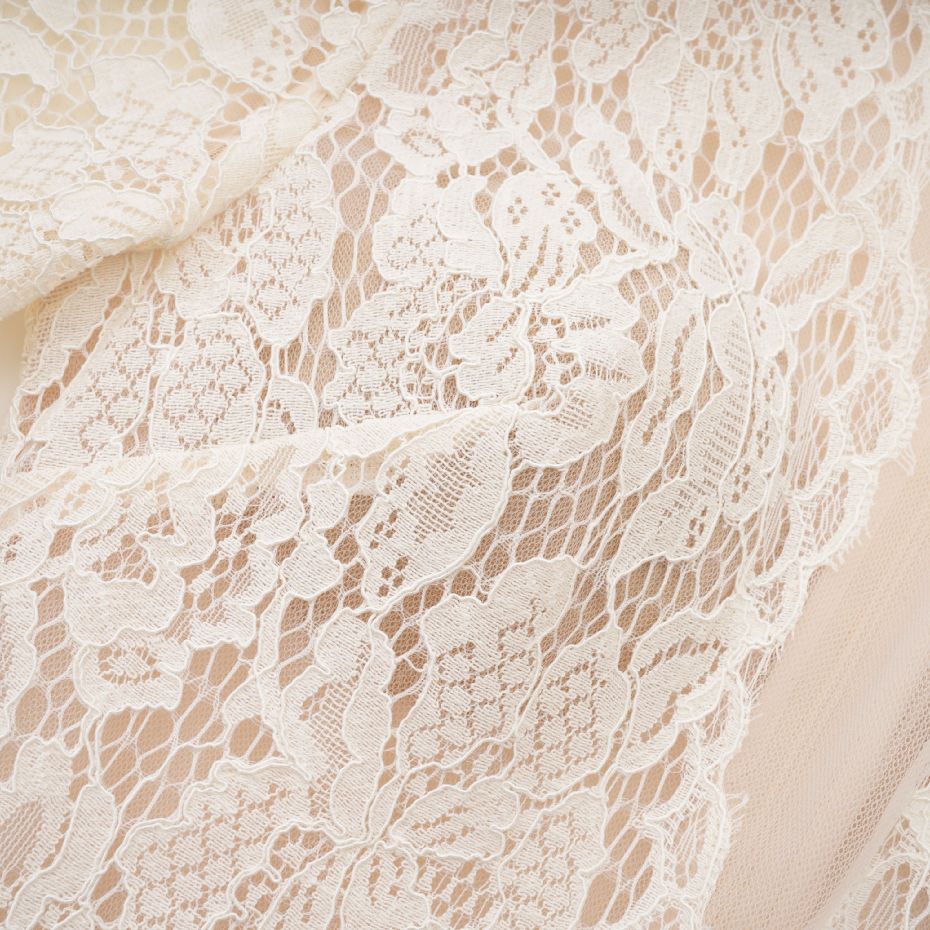 Oliana Ivory Lace Maxi Gown (Final Sale-US Only)