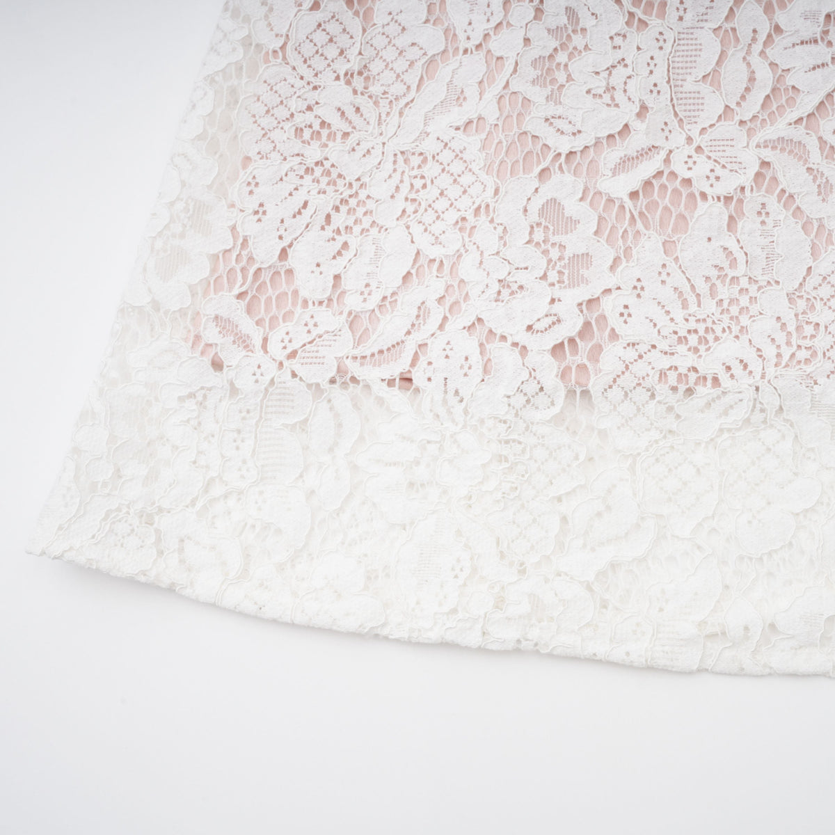 Marzia White Ribbon Detail Floral Lace Maxi Dress (Final Sale-US Only)
