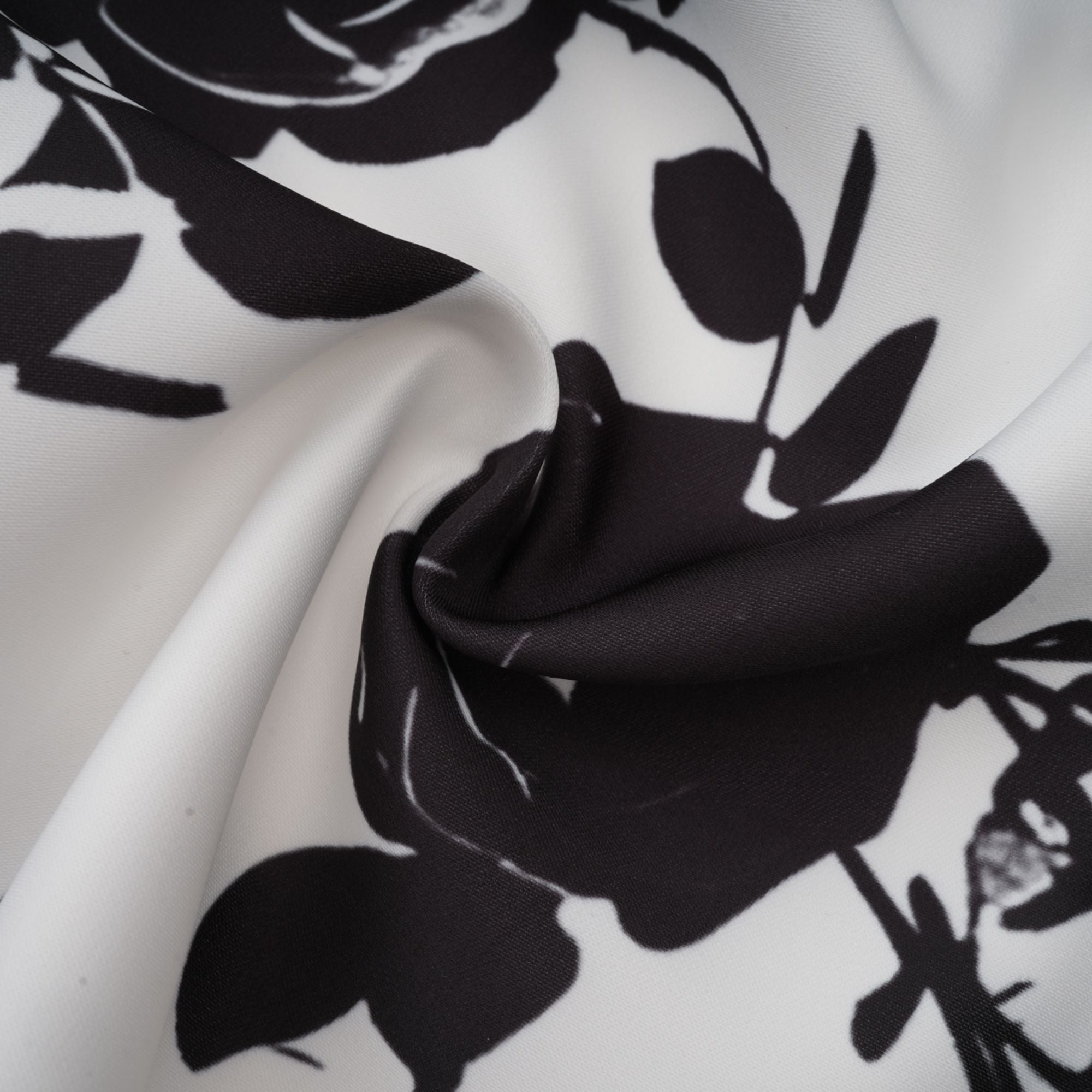Léonor floral-print shirt & skirt matching set (US Only)