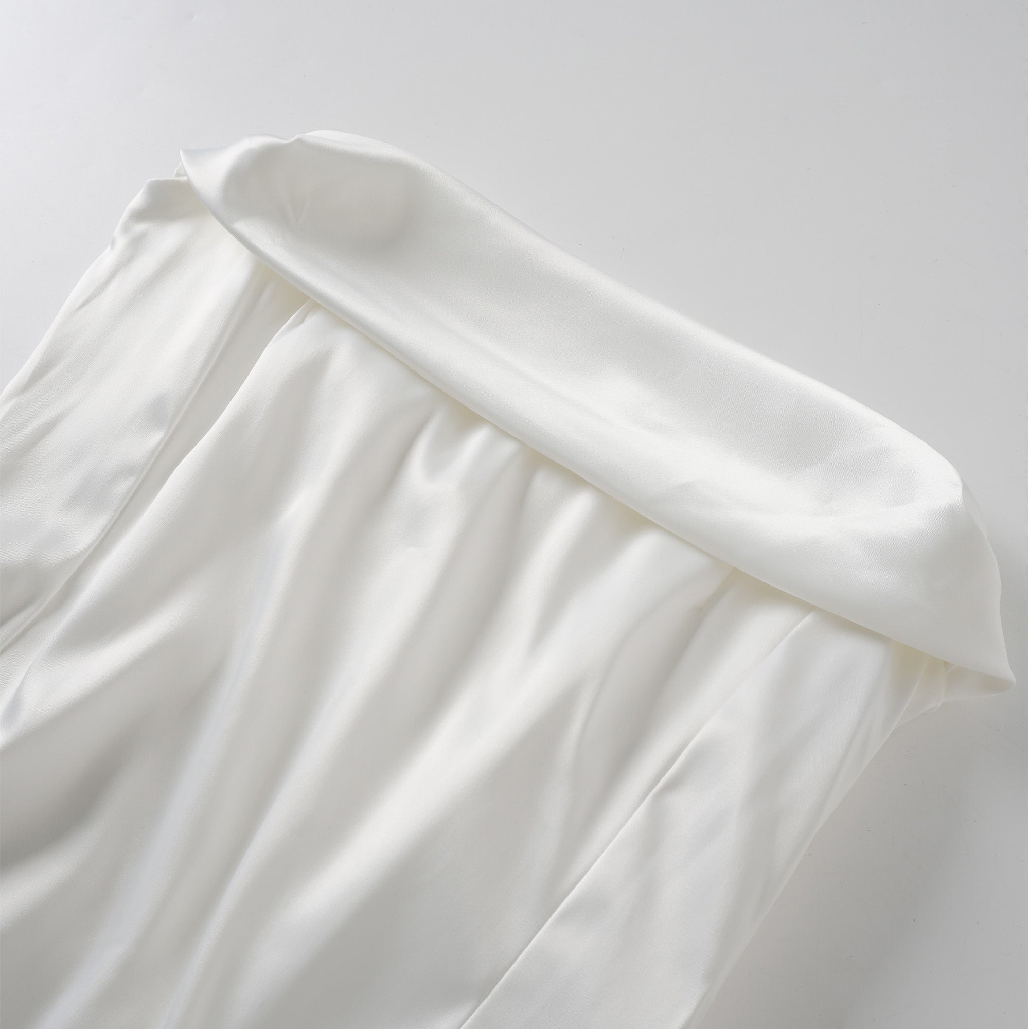 Zenina White Ruched Ribbon Detail Mini Dress (Final Sale-US Only)