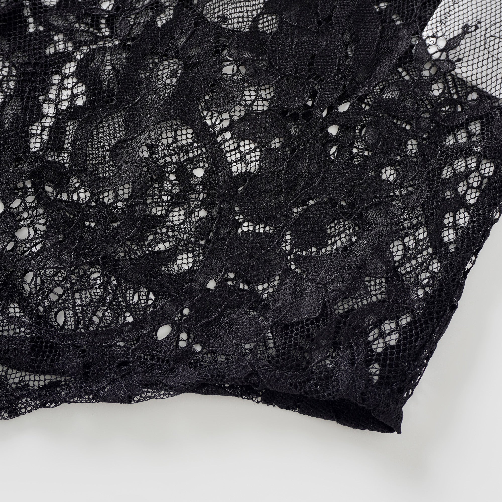 Quintine Black Ribbon Tie-Neck Floral Lace Blouse