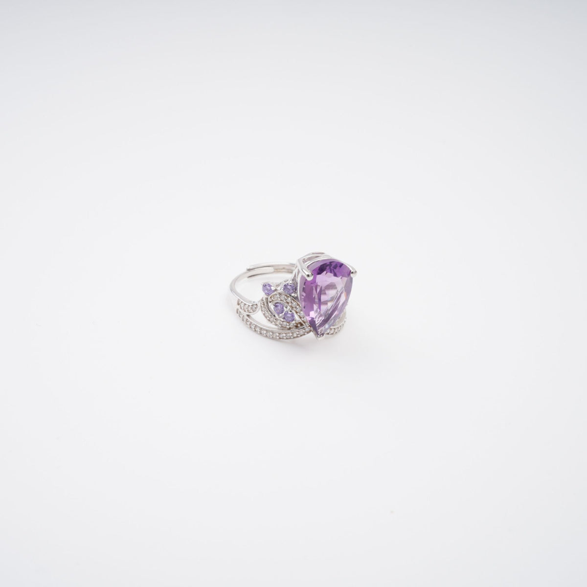 Eléonore Purple Pear Cut Gemstone Sterling Silver Adjustable Ring