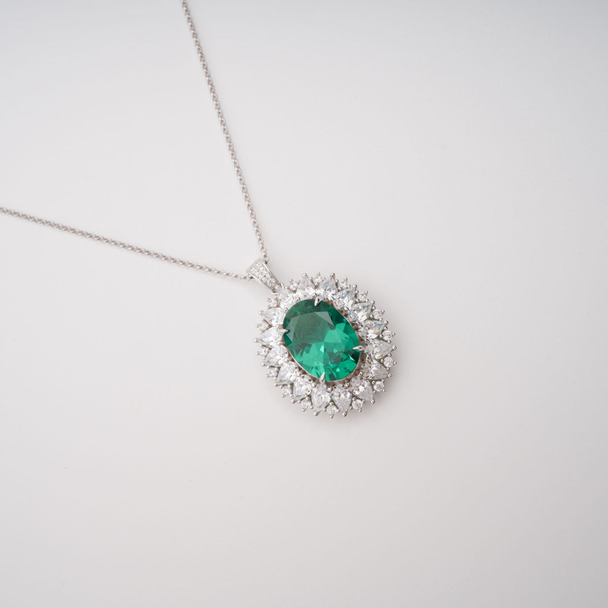 Raphaëlle Green Oval Gemstone Pendant Sterling Silver Necklace